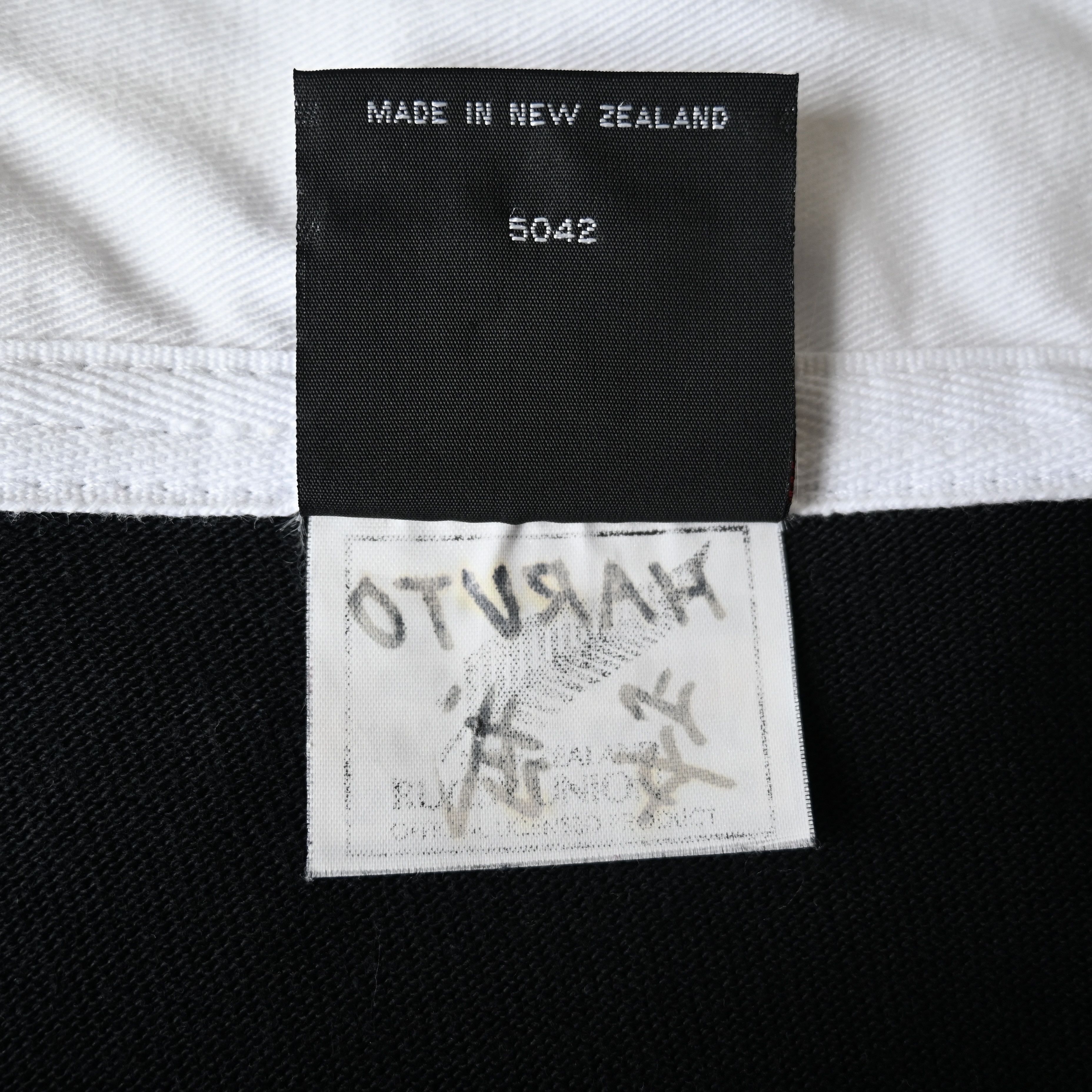 Canterbury of New Zealand VTG 1990-92 Canterbury x New Zealand All Blacks rugby shirt Size US M / EU 48-50 / 2 - 11 Thumbnail