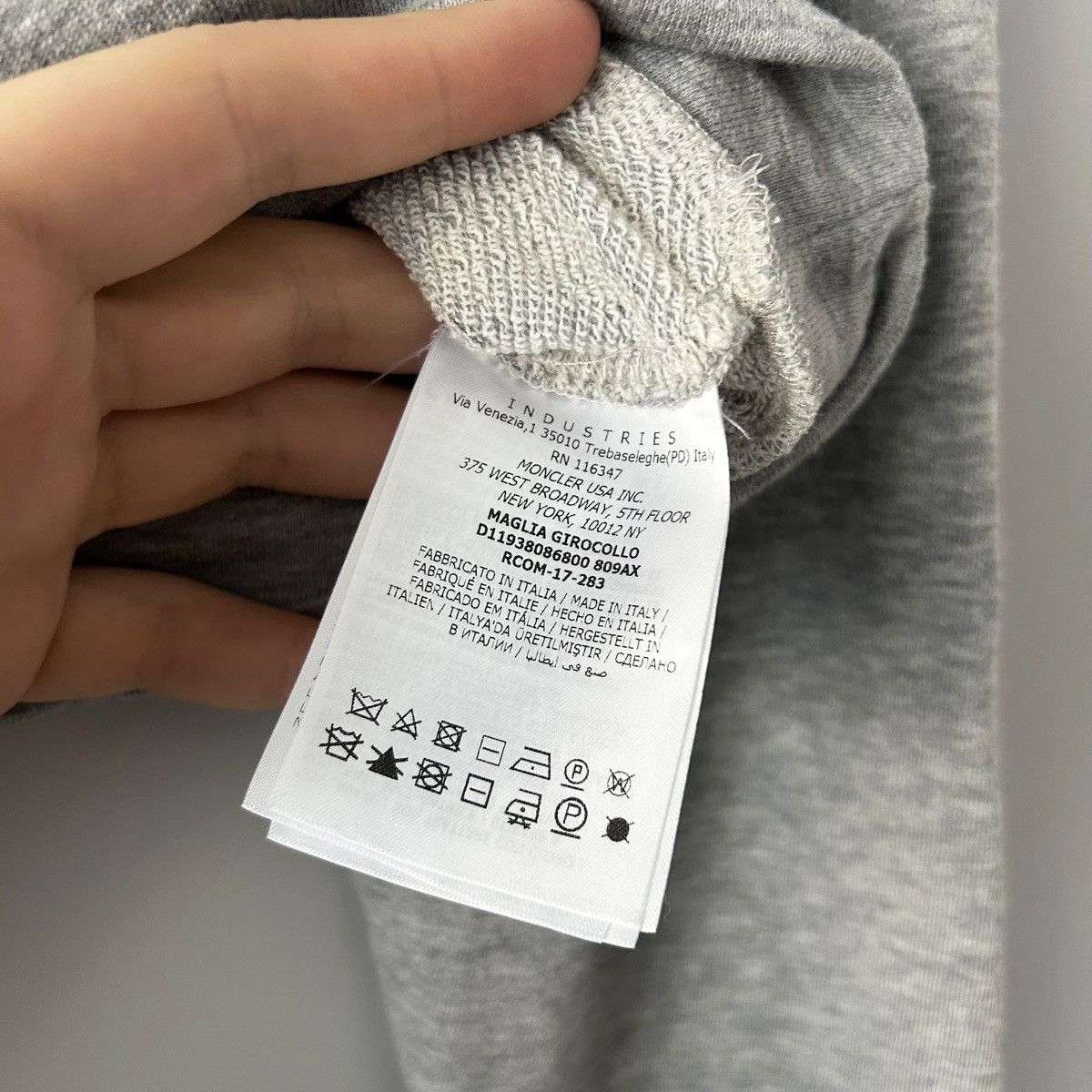 Moncler Moncler cropped logo sweatshirt Size S / US 4 / IT 40 - 5 Thumbnail
