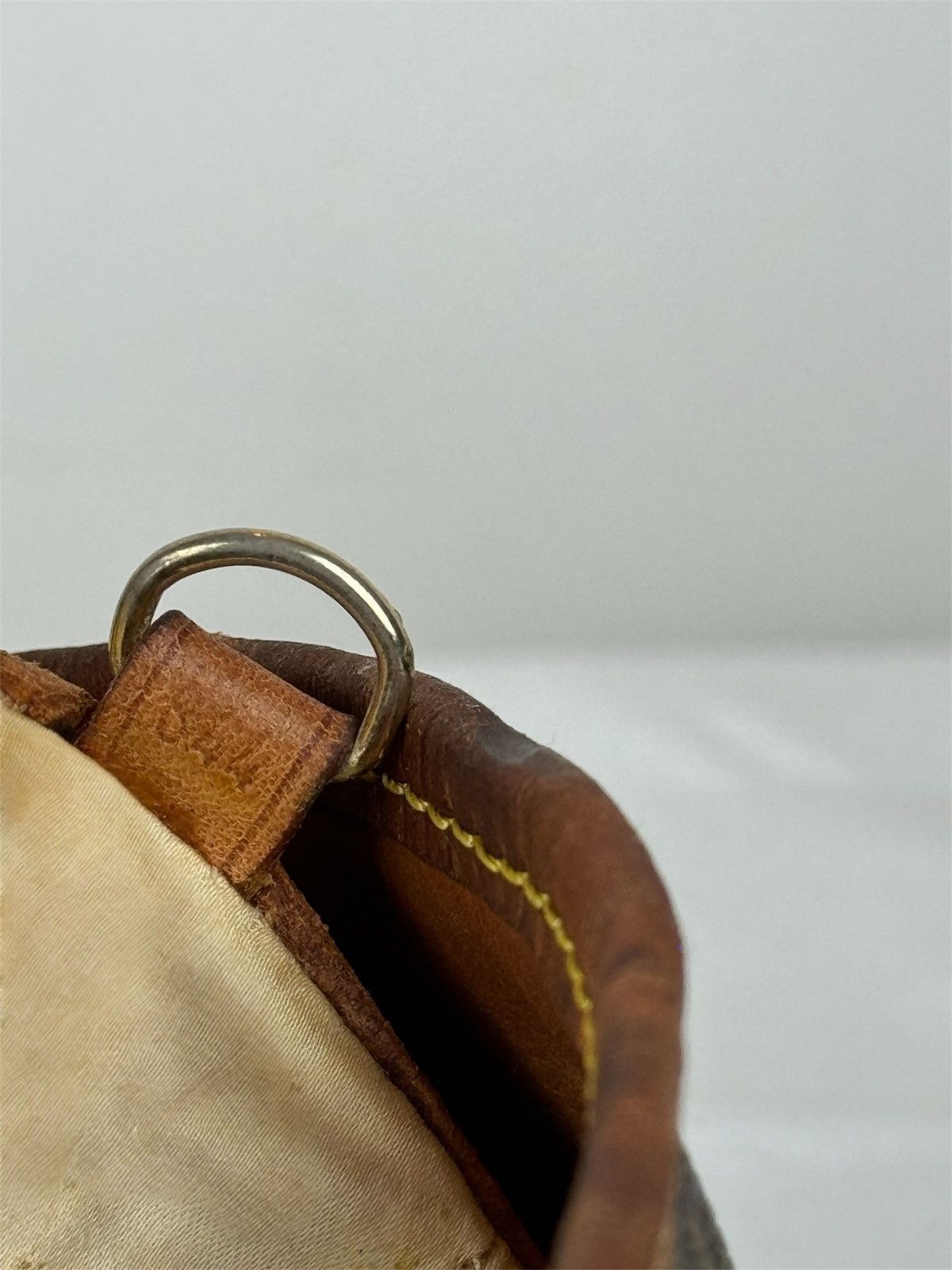 Louis Vuitton Vintage leather bag Louis Vuitton Bucket original item Size ONE SIZE - 6 Thumbnail