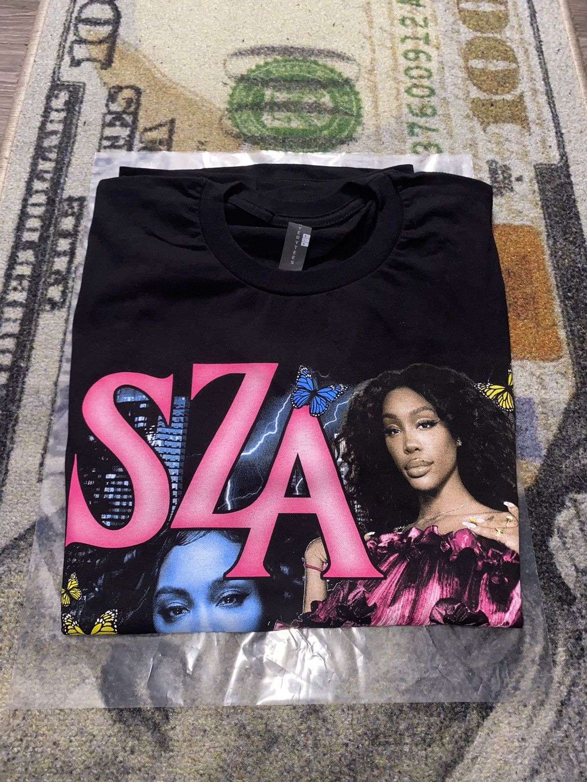 SZA Tee