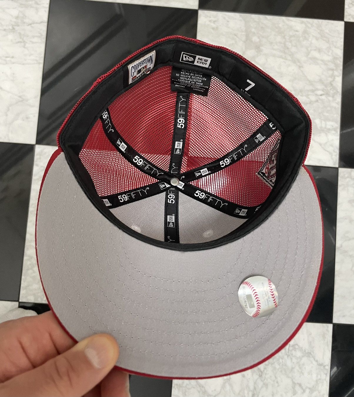 New Era 🔥 Exclusive Angels trucker hat size 7 Size ONE SIZE - 4 Thumbnail