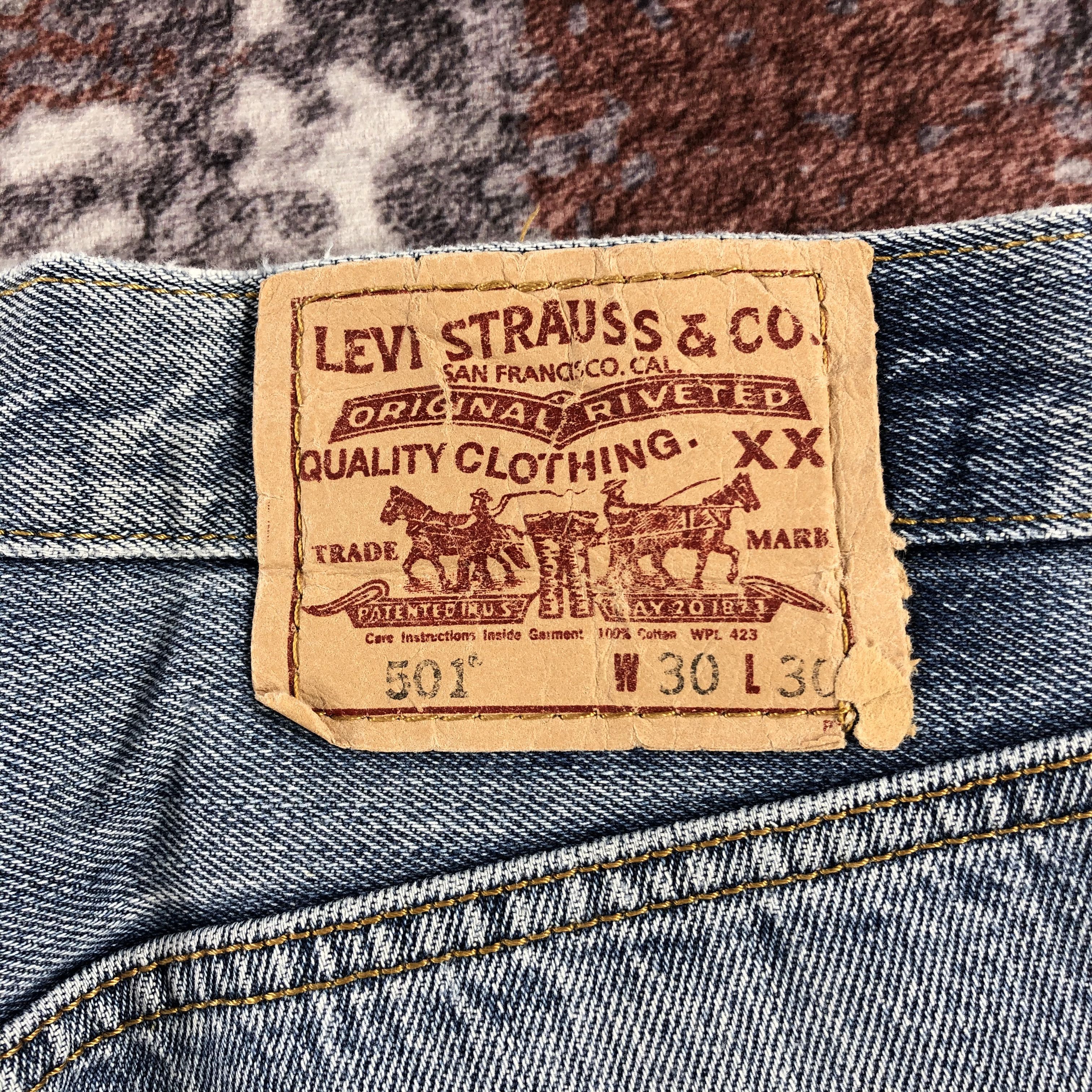 Levi's × Vintage 90s Vintage Light Wash Levis 501 Jeans -JM2260 Size US 31 - 6 Thumbnail