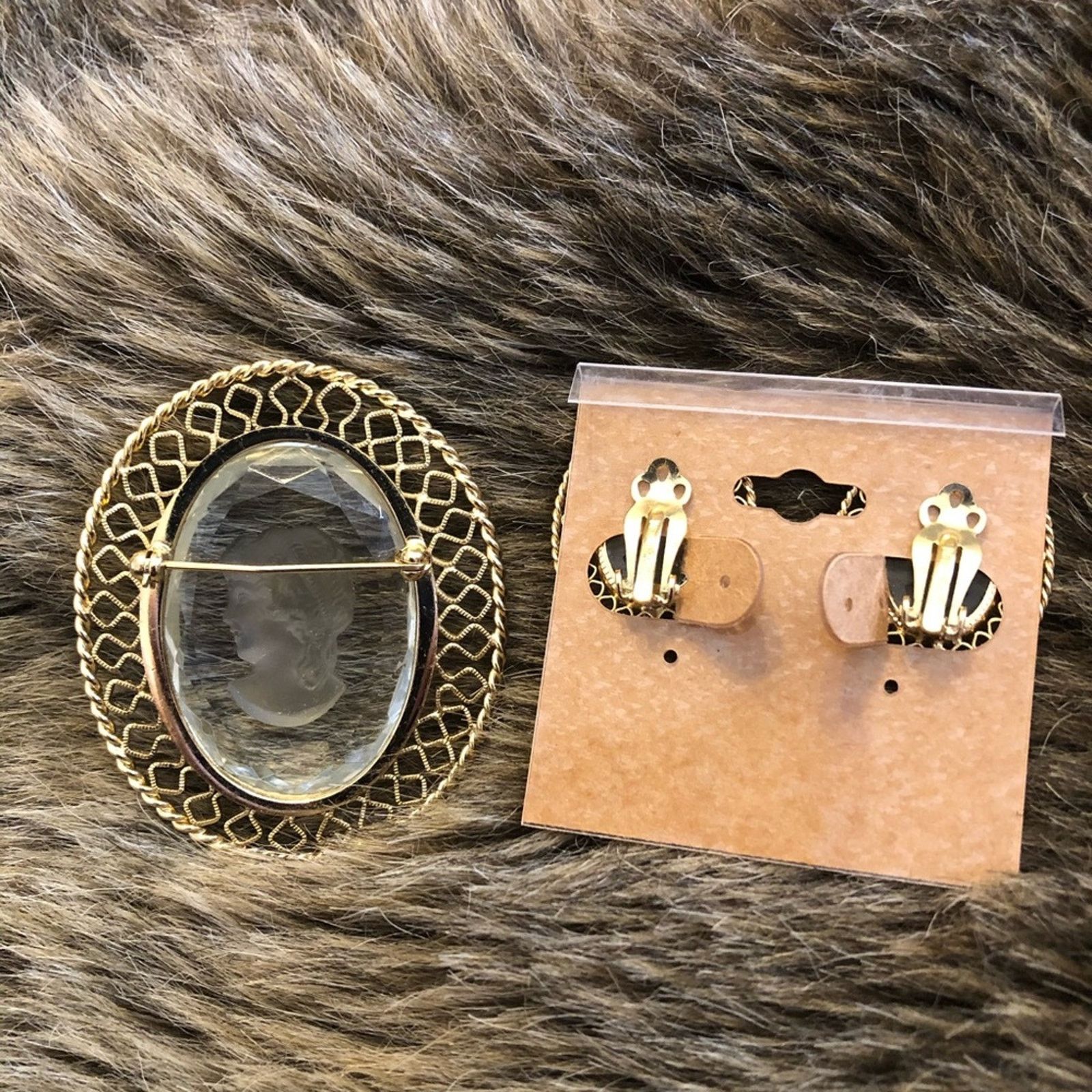 Vintage Mid century Whiting and Davis intaglio cameo set Size ONE SIZE - 2 Thumbnail
