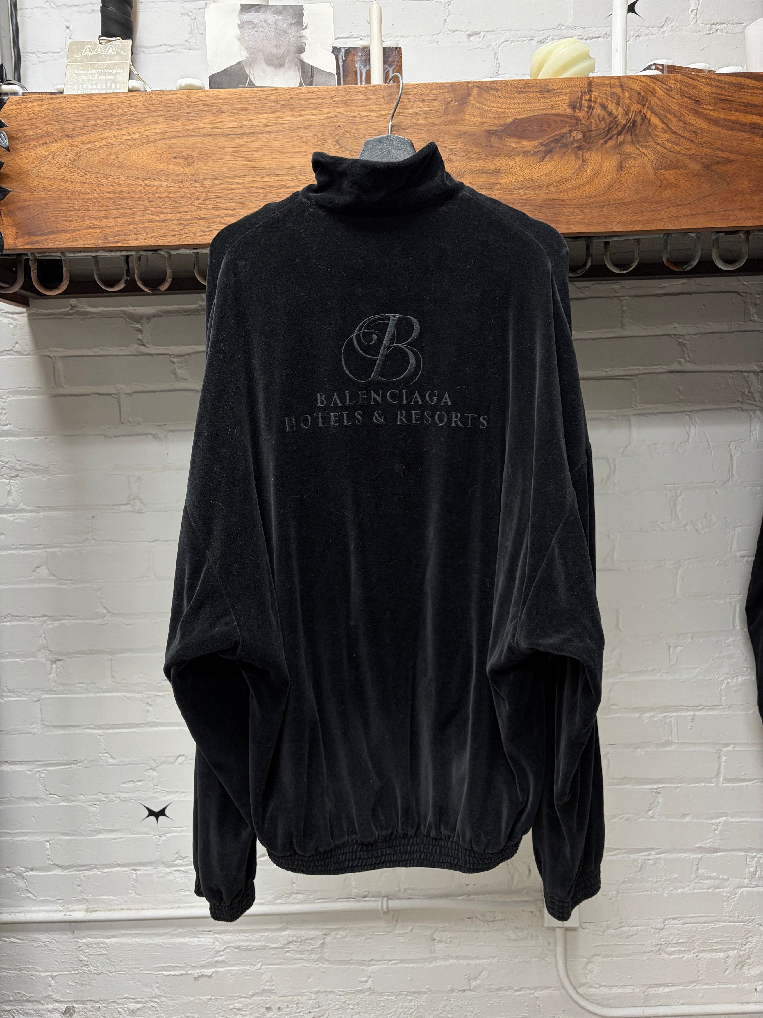 Balenciaga SS2020 Balenciaga ‘Hotels & Resorts’ Black Velour Track Jacket Size US S / EU 44-46 / 1 - 1 Thumbnail