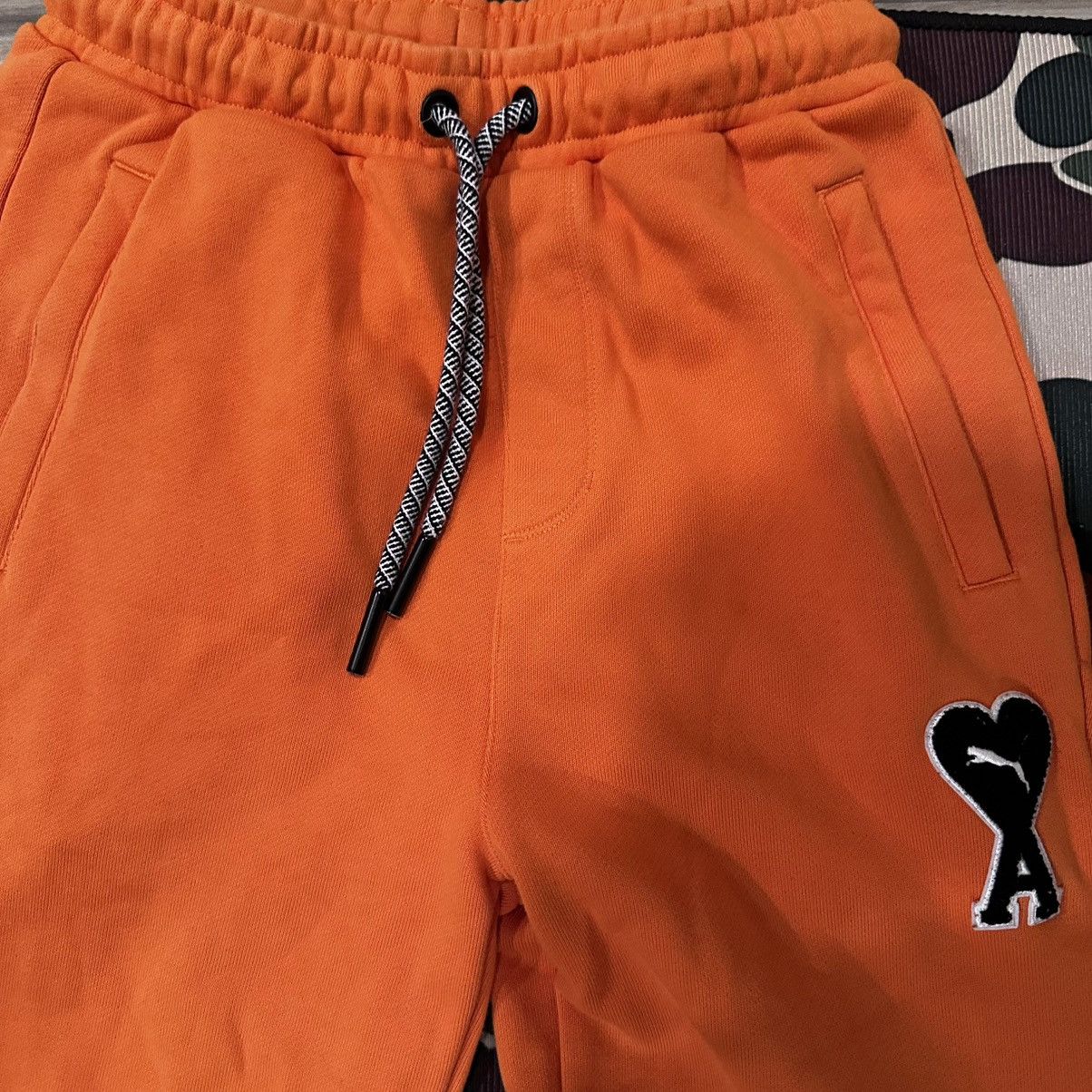 AMI × Puma Puma x AMI Orange Sweatpants Size US 32 / EU 48 - 5 Thumbnail
