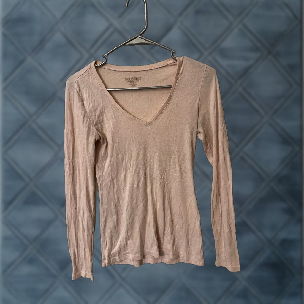 Old Navy Old Navy Pink Long Sleeve T-Shirt XS Women Vintage Y2K Round Neck Henley Ribbed Casual Top Size XS / US 0-2 / IT 36-38 - 1 Thumbnail