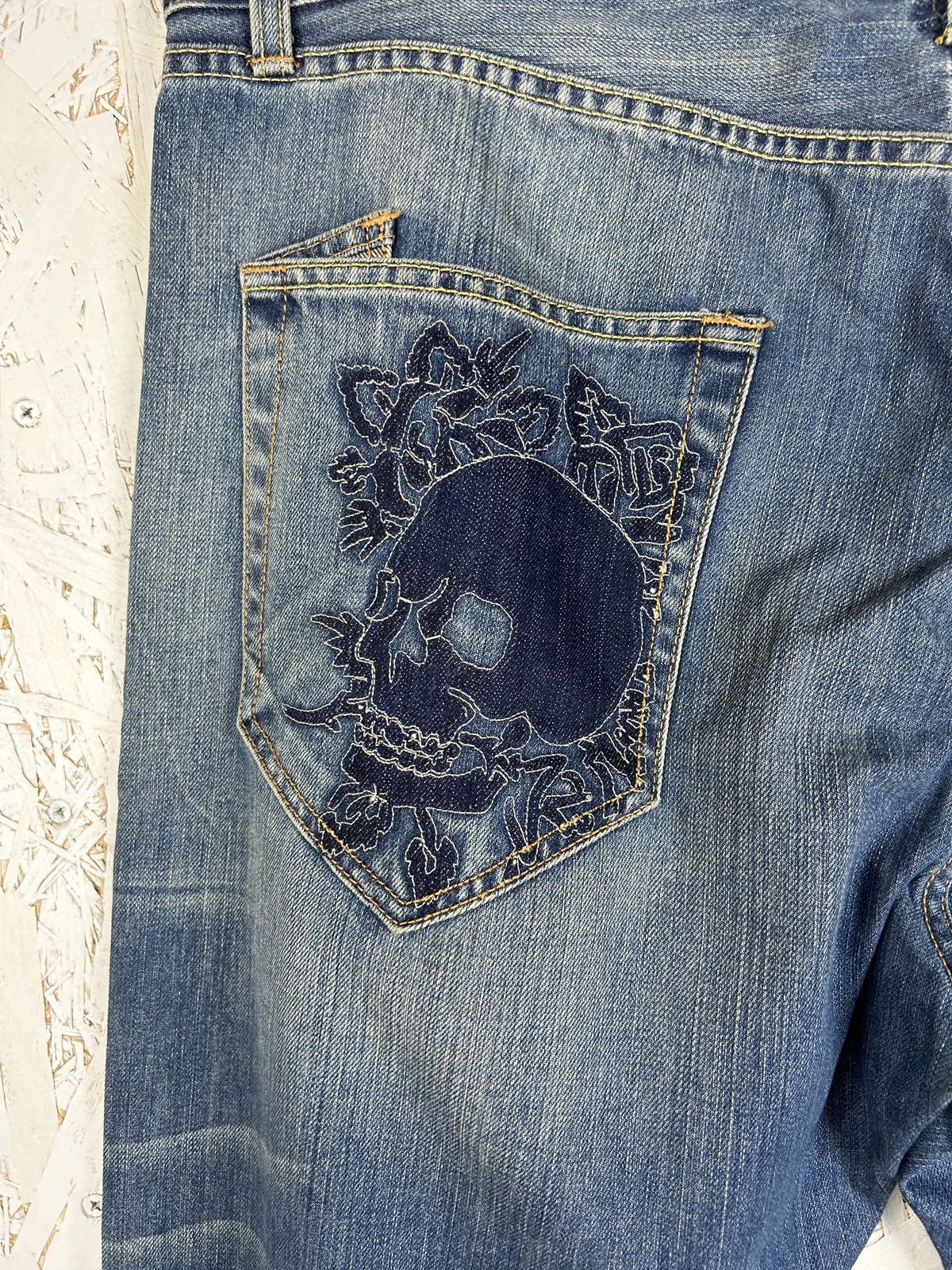 Christian Audigier Vintage Ed Hardy By Audigier Skull Pocket Y2K Denim Jeans 38 Size US 38 / EU 54 - 2 Thumbnail