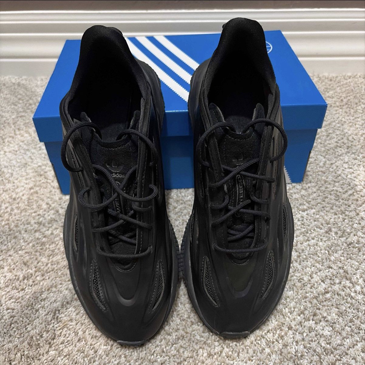 Adidas Adidas “Ozweego Celox” Size US 10 / EU 43 - 3 Thumbnail