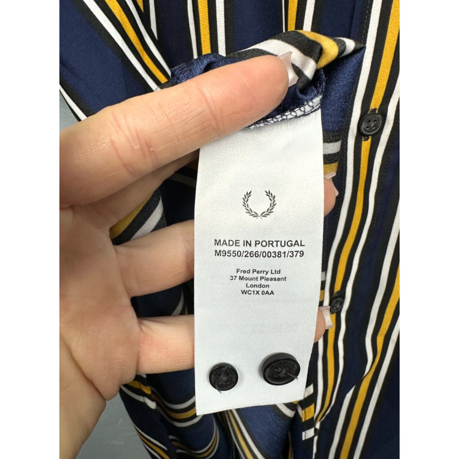 Fred Perry Fred Perry Mens Short Sleeve Striped Shirt XXL Size US XXL / EU 58 / 5 - 5 Thumbnail