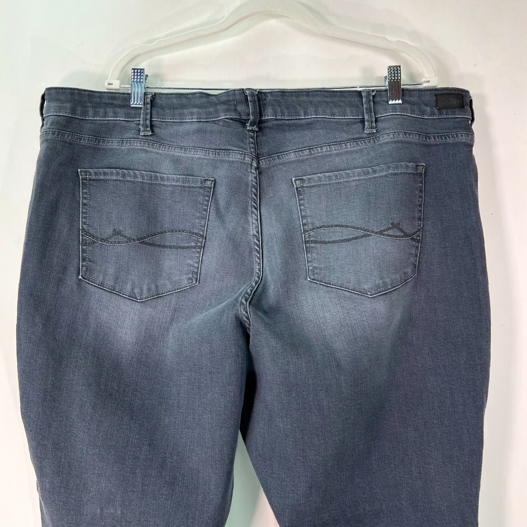 Lee Lee Jeans Skinny Gray Denim Size 24W Plus Long Women's High Rise Slimming Fit 5-Pocket Size 42" / US 20 - 5 Thumbnail