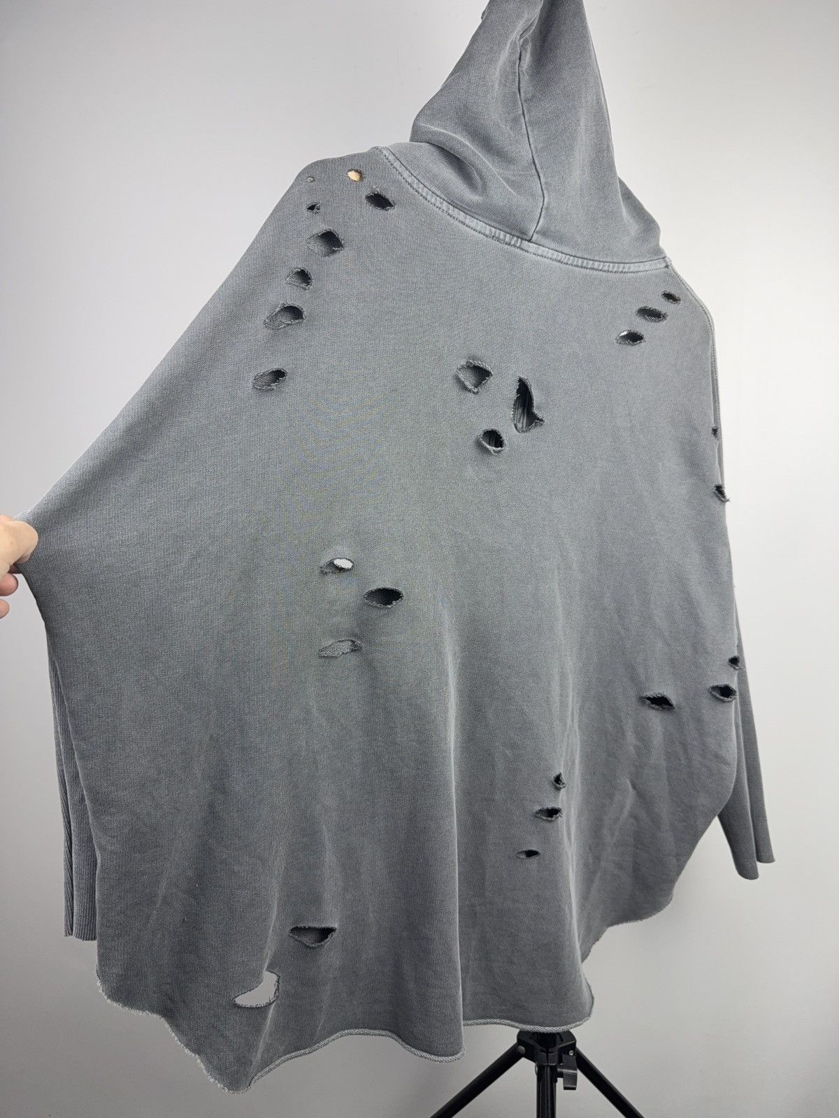 Allsaints 00s AllSaints Distressed Oversized Zip Hoodie Washed Grey Size S / US 4 / IT 40 - 14 Thumbnail