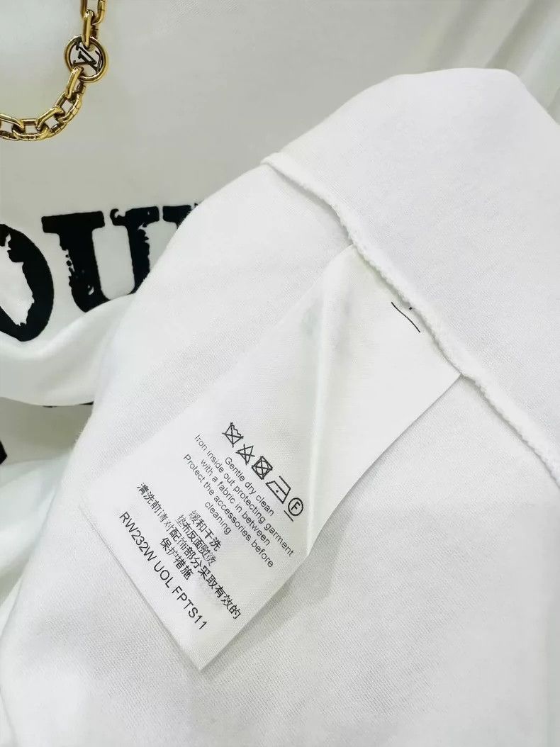 Louis Vuitton Louis Vuitton Letter Short Sleeve Size M / US 6-8 / IT 42-44 - 5 Thumbnail