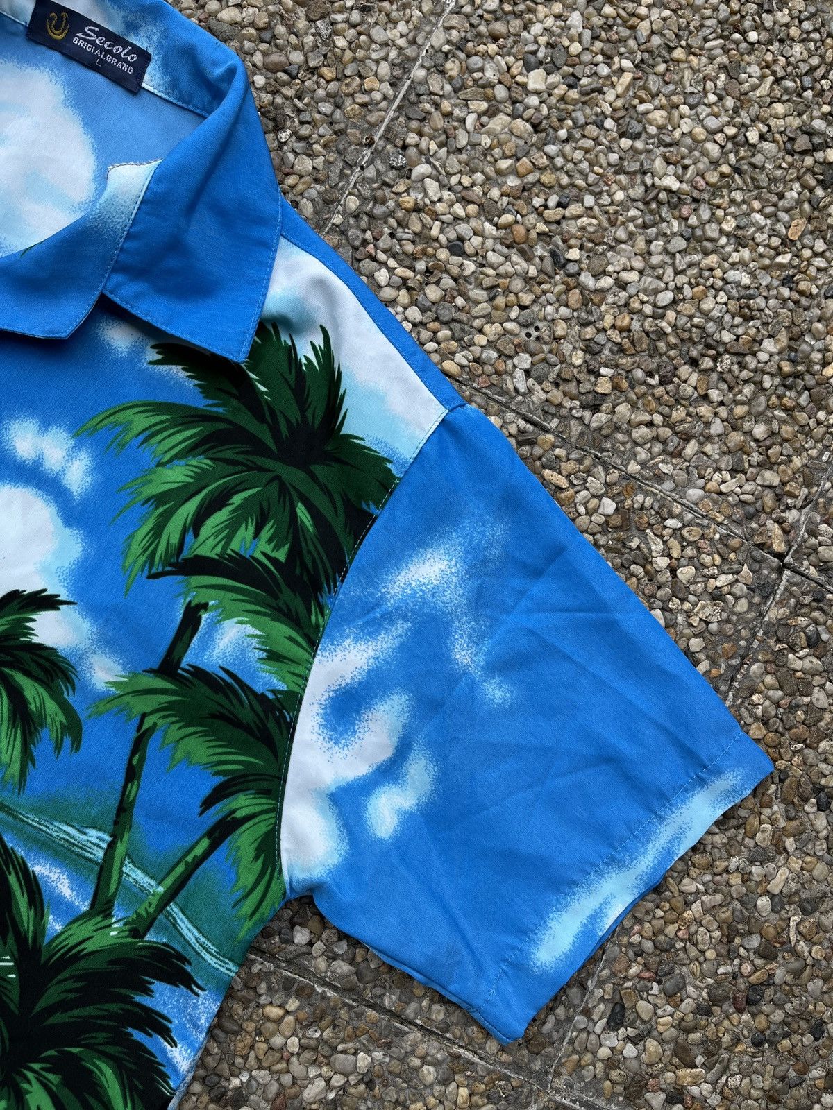 Vintage Vintage 90s Hawaiian Shirt Palm Tree & Flowers Theme Size US L / EU 52-54 / 3 - 4 Thumbnail