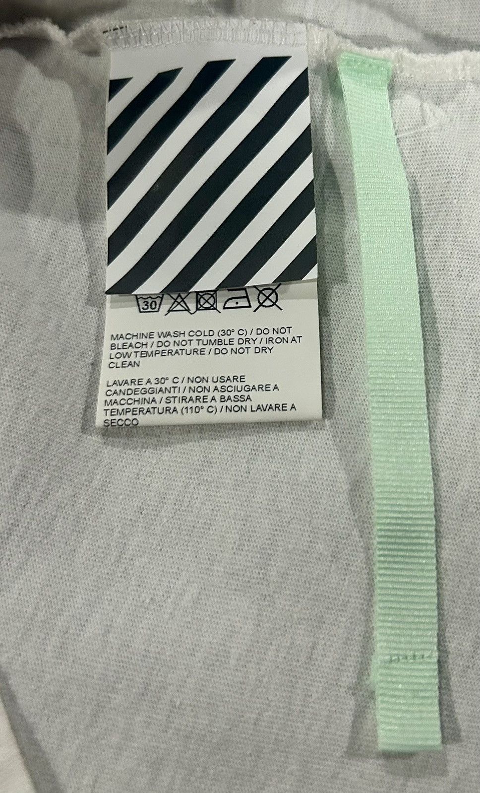 Off-White Off-White - "Bangkok" Tape Arrows T-Shirt Oversized Size S Size US S / EU 44-46 / 1 - 7 Thumbnail
