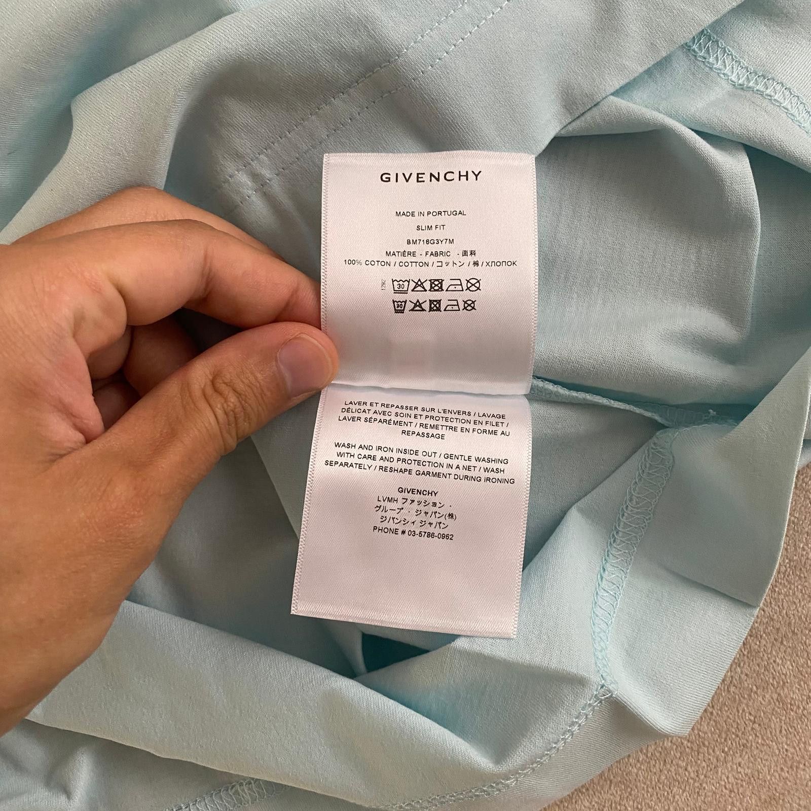 Givenchy Baby Blue Embroidered College Logo T-Shirt Size US M / EU 48-50 / 2 - 7 Thumbnail