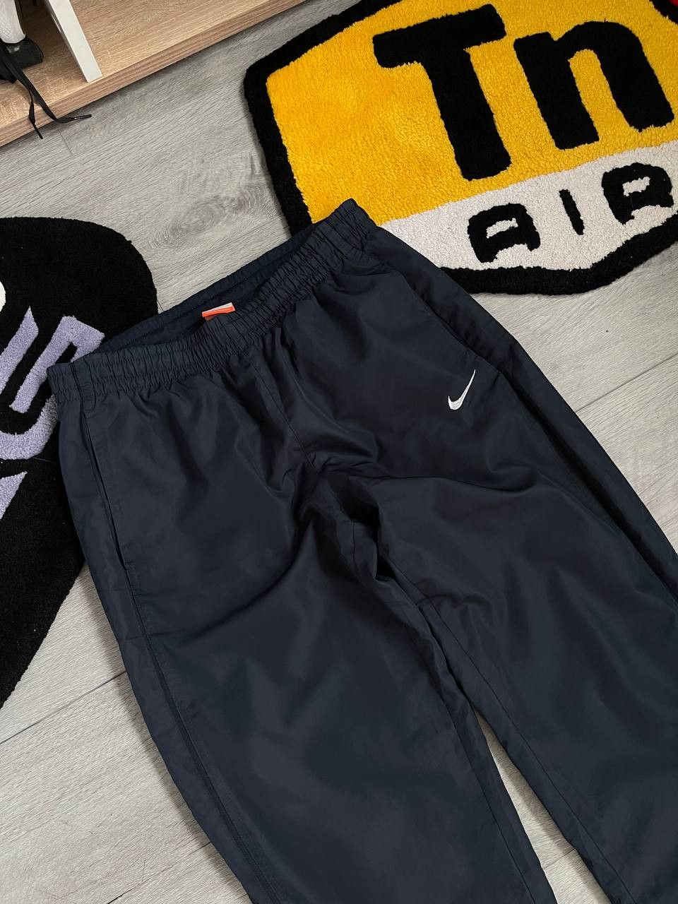 Nike × Streetwear × Vintage nike swoosh 2000s rare nylon pants Size US 34 / EU 50 - 3 Thumbnail