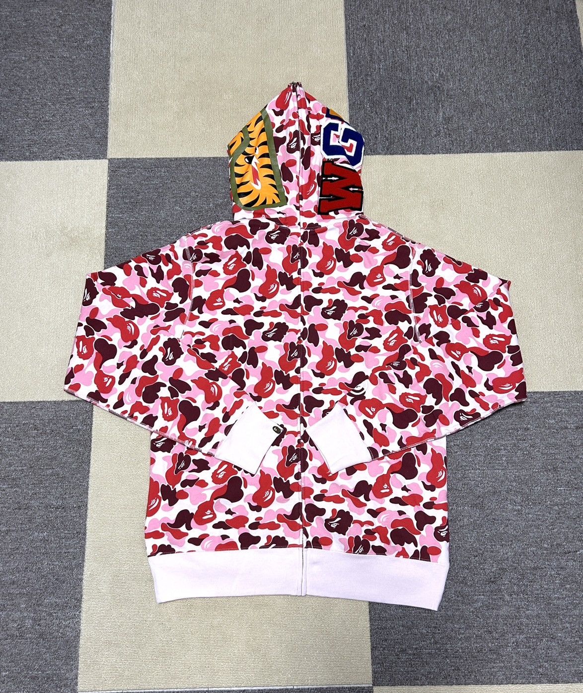 Bape Bape Japan Limited Color Camo Shark Zip Hoodie Size US L / EU 52-54 / 3 - 2 Thumbnail