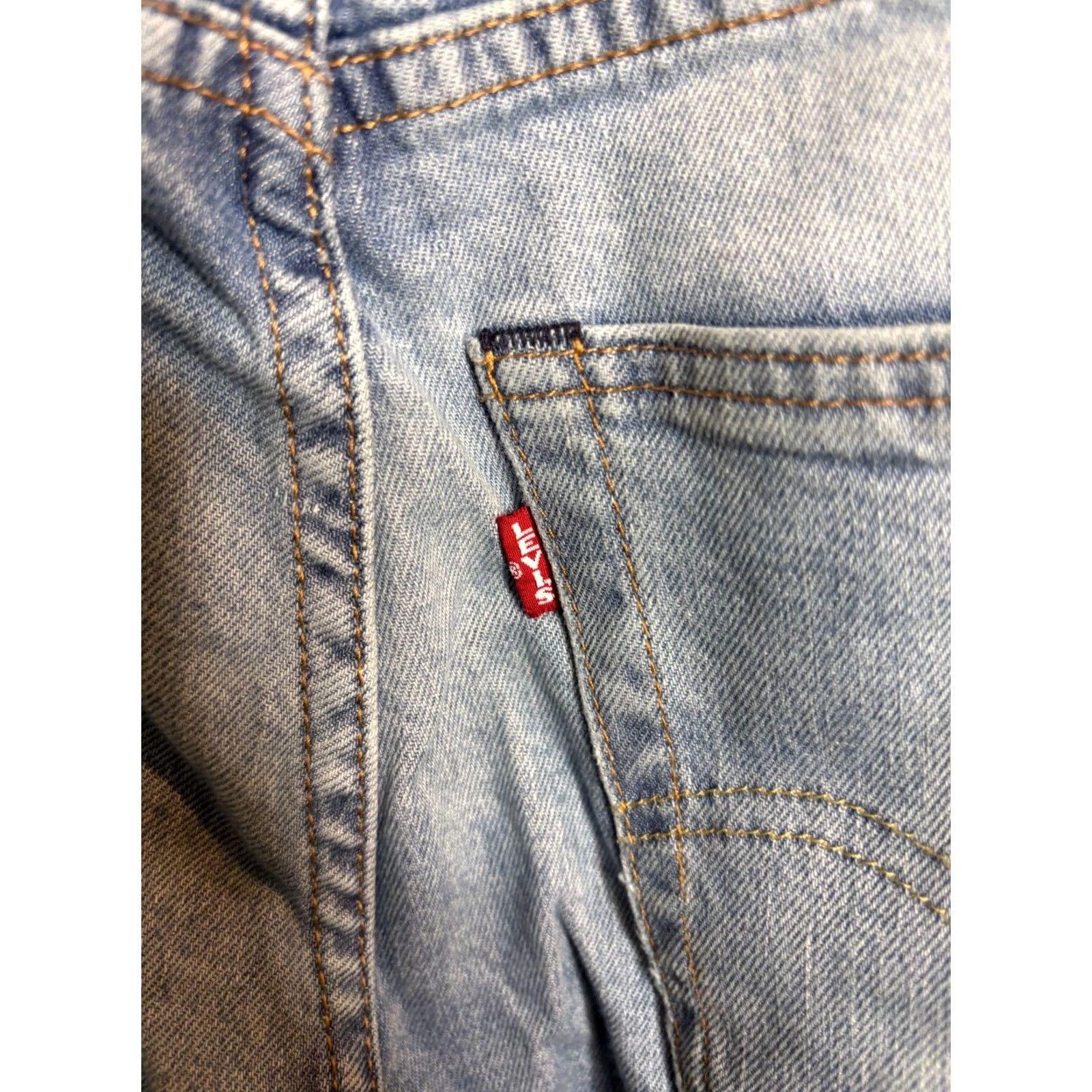 Levi's Levi’s Jeans Lot 512 Premium Mens Size 31 Light Wash Blue Big E Leather Tag 5482 Size US 31 - 3 Thumbnail