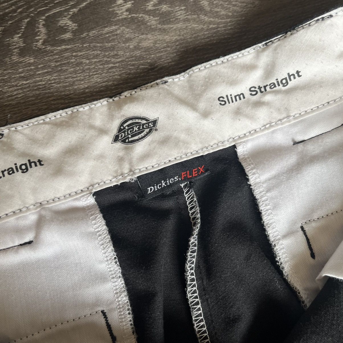 Dickies Vintage 2000s Dickies Slim Straight Skater Cargo Pants 32x30 Size US 32 / EU 48 - 11 Thumbnail