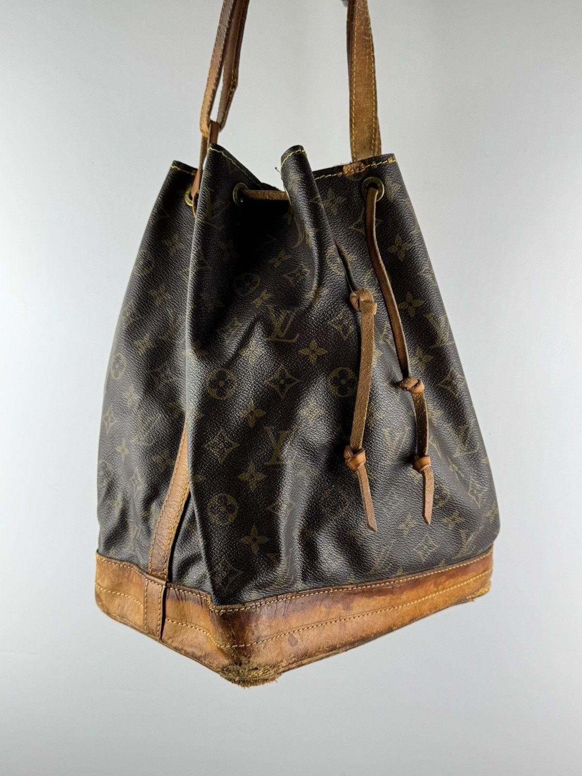 Louis Vuitton Vintage 80s Louis Vuitton Monogram Noe Bucket Bag Authentic Size ONE SIZE - 2 Thumbnail