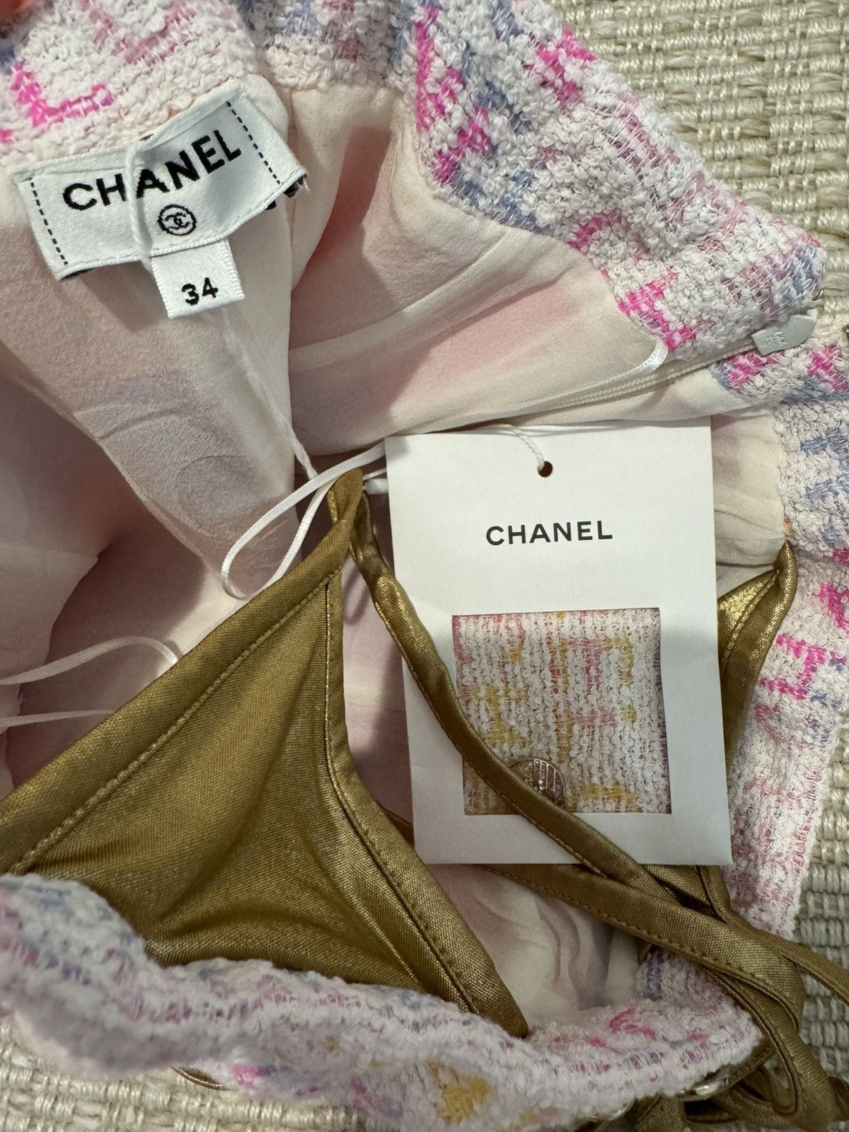 Chanel Chanel 24C tweed top szie 34 Size XS / US 0-2 / IT 36-38 - 5 Thumbnail