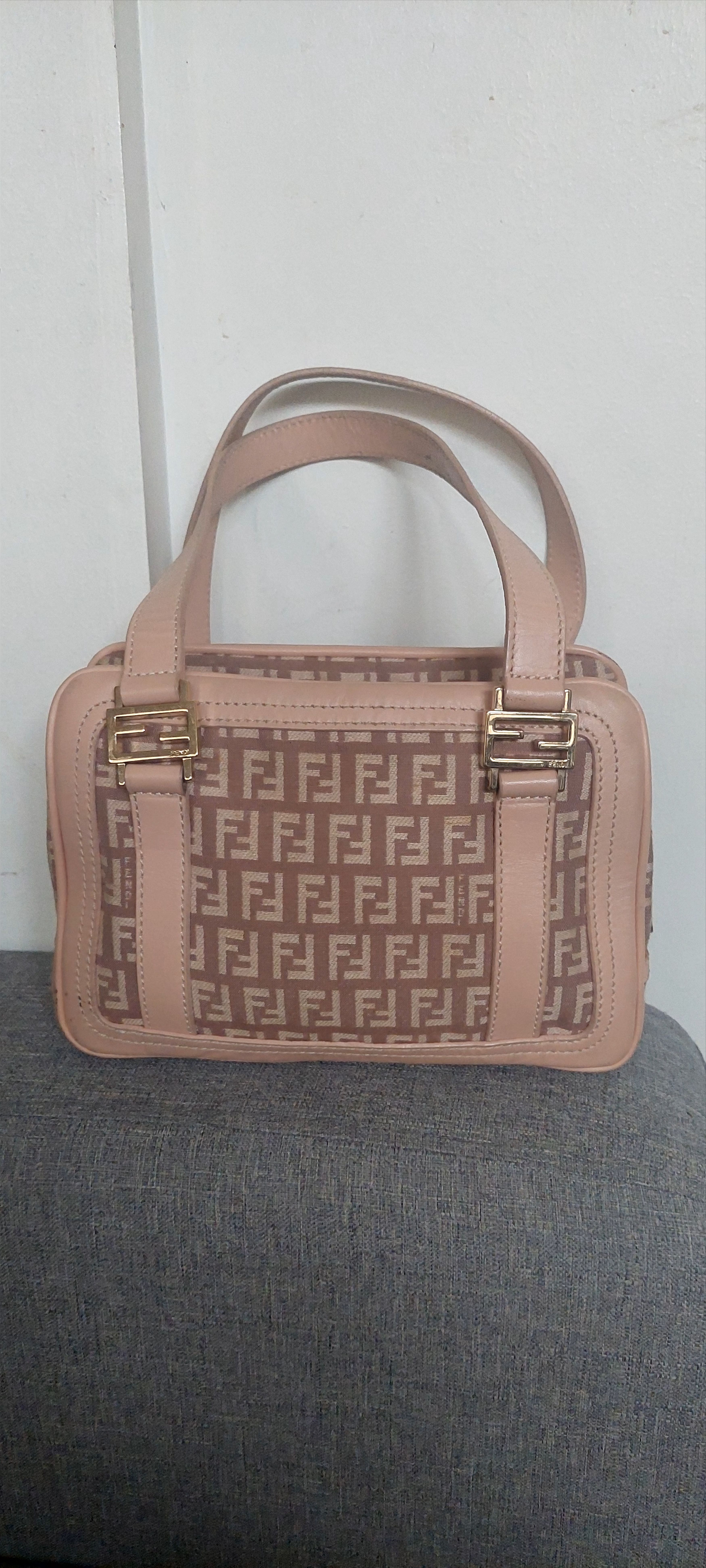 Fendi Fendi Vintage Pink Zuchino Size ONE SIZE - 1 Thumbnail