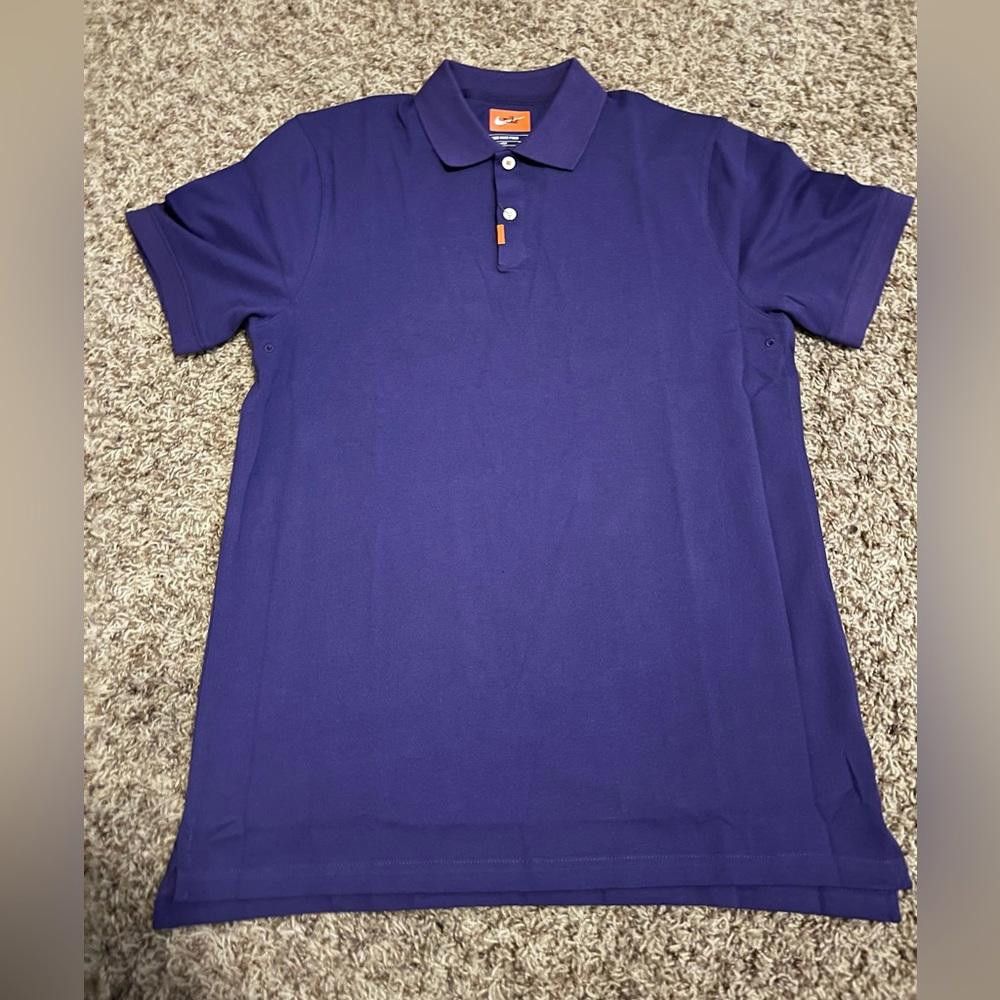 The Nike Polo Dri-Fit Slim Fit Golf Polo Shirt Sample