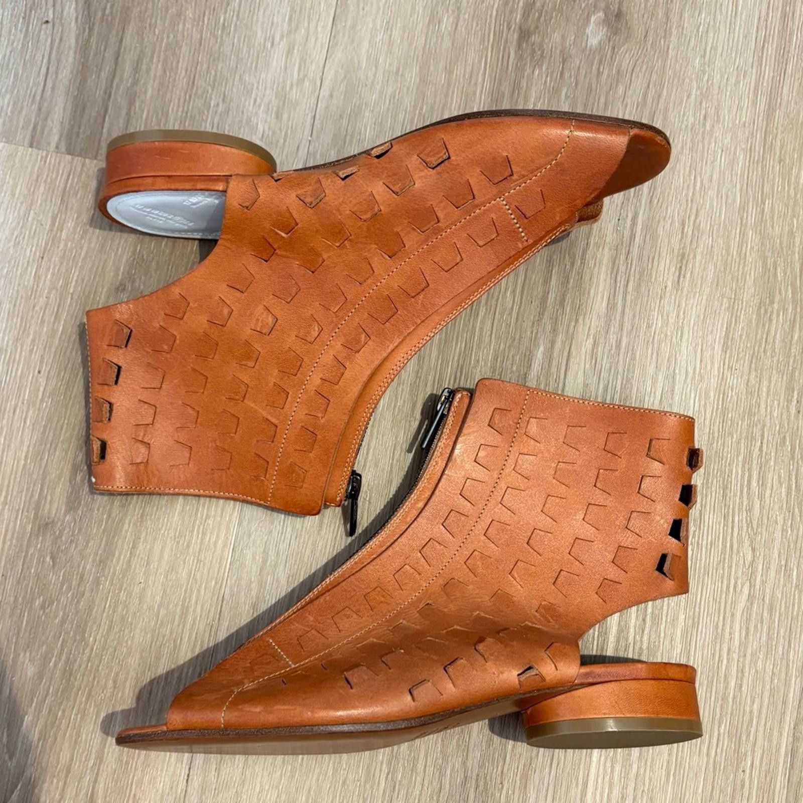 Maison Margiela Maison Margiela Tabi Style Cutout Leather Sandals Brown Size US 7.5 / IT 37.5 - 1 Thumbnail
