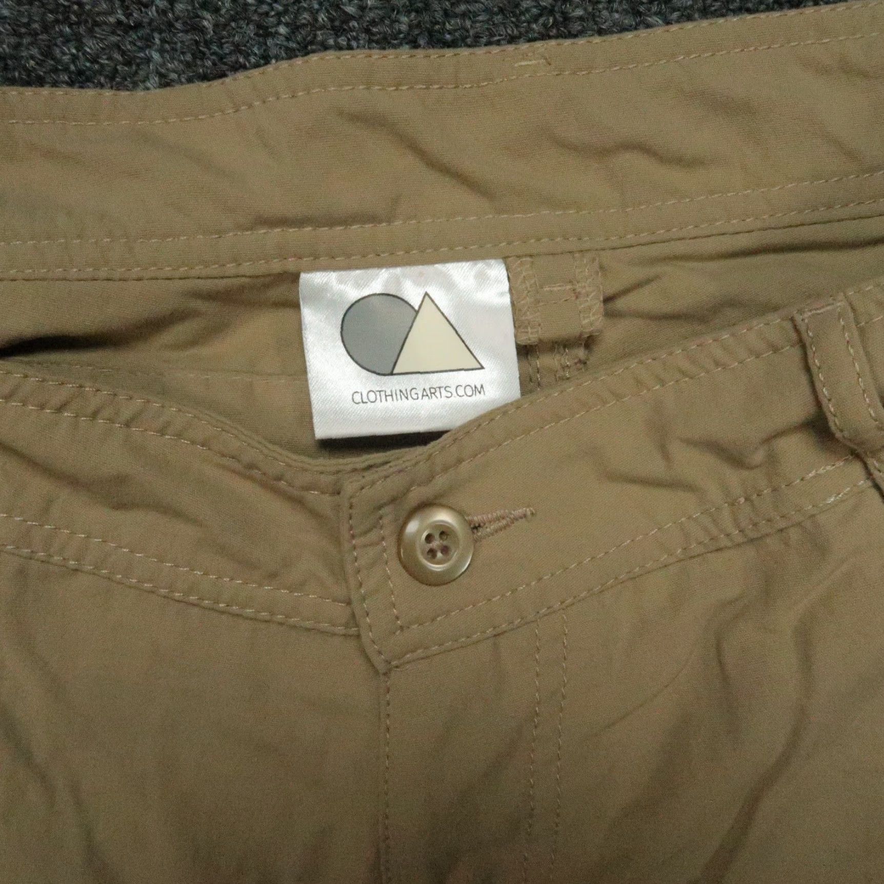 Vintage Clothing Arts Pants Men 40x32 Khaki Tan Cargo Pockets Zip Flat Front Nylon Beigish 40x32 Regular Mens Size US 40 / EU 56 - 4 Thumbnail