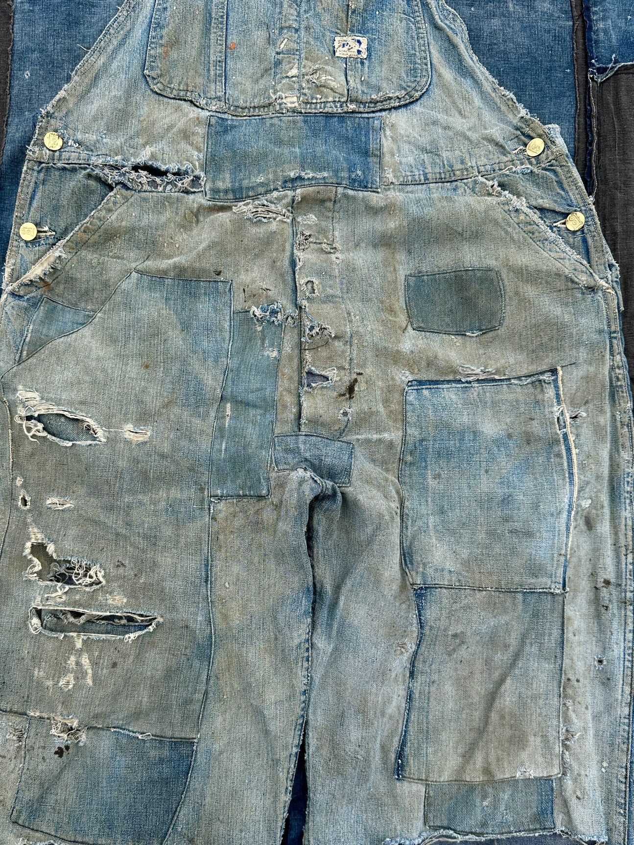 Lee 40s Trashed Union Sanforized Jelt Denim patchwork farmer bib Size US 38 / EU 54 - 5 Thumbnail
