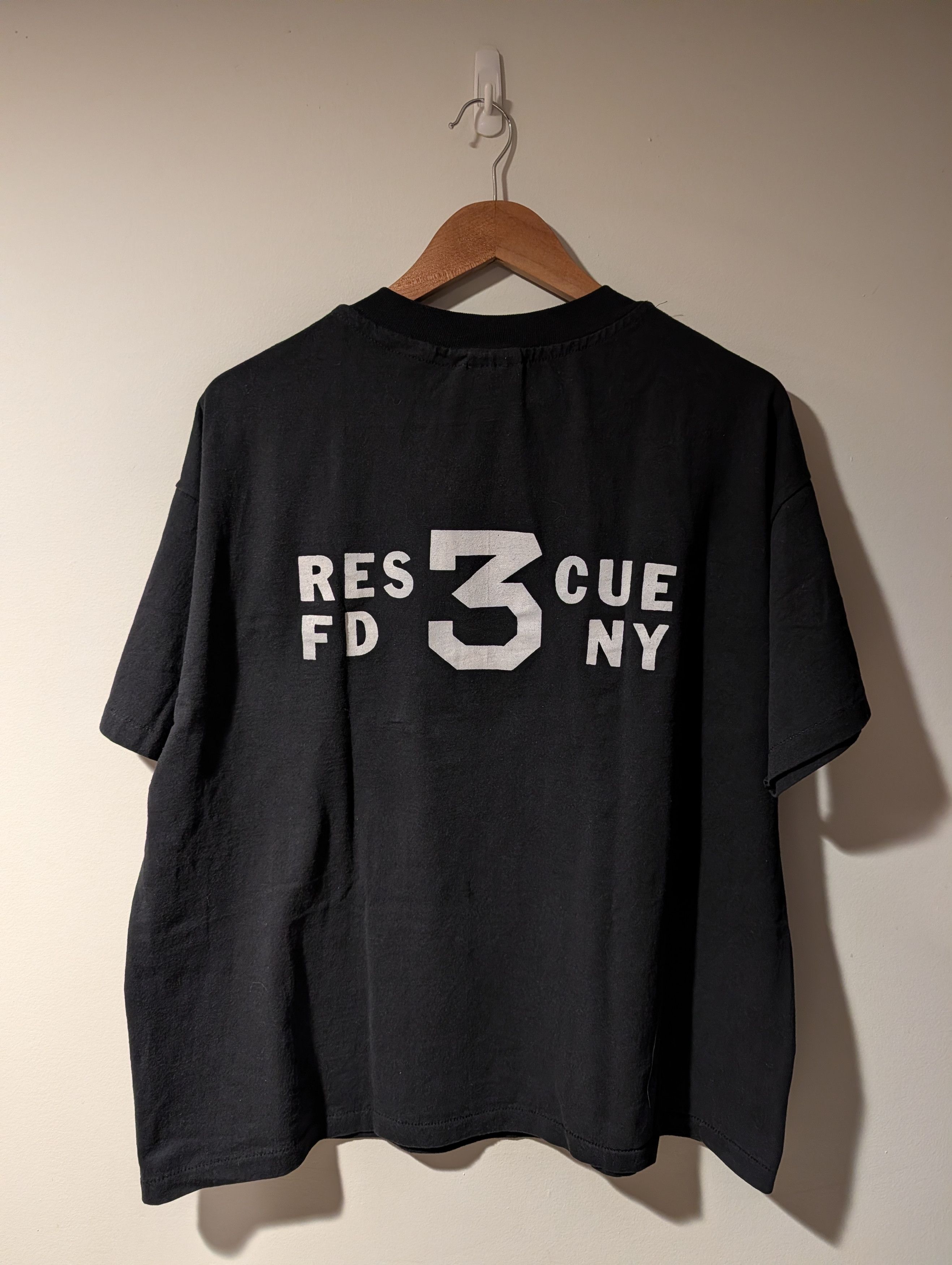 Hanes Vintage 90s Multiple Alarm Madness Where the Fires T-Shirt Size US XL / EU 56 / 4 - 4 Thumbnail
