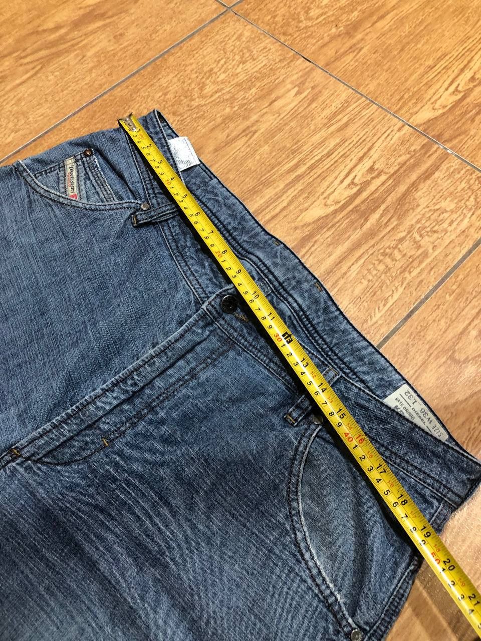 Diesel DIESEL WASH KROOLEY REGULAR SLIM CARROT jeans Size US 36 / EU 52 - 14 Thumbnail