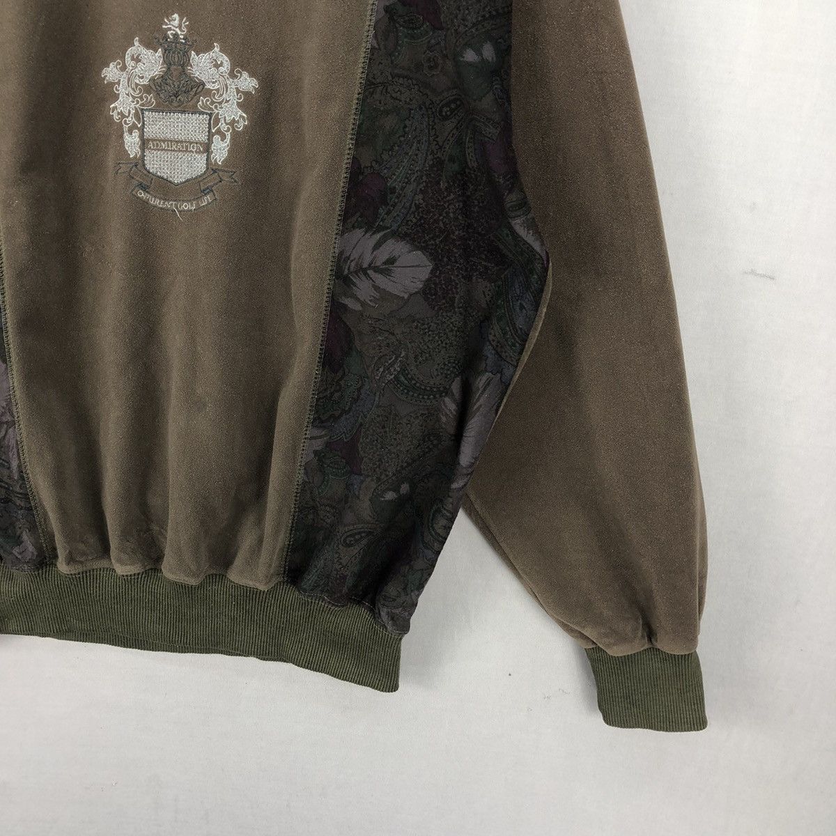 Japanese Brand Vintage Japanese Brand Stripes Floral Sweatshirt Size US M / EU 48-50 / 2 - 3 Thumbnail