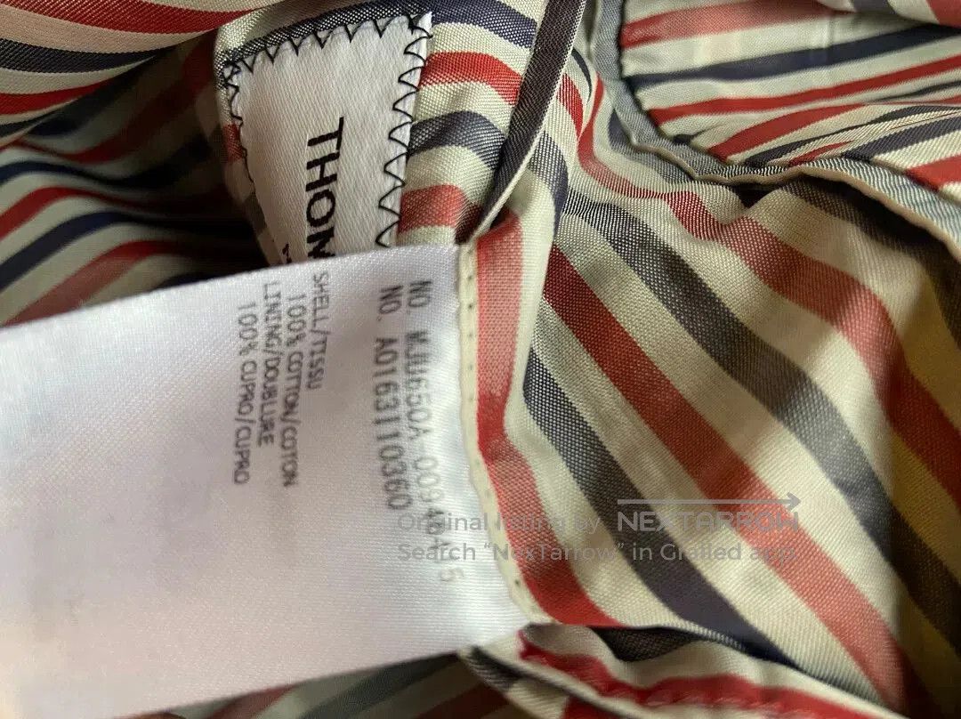 Thom Browne thom browne navy blazer with gold button. Size US S / EU 44-46 / 1 - 7 Thumbnail