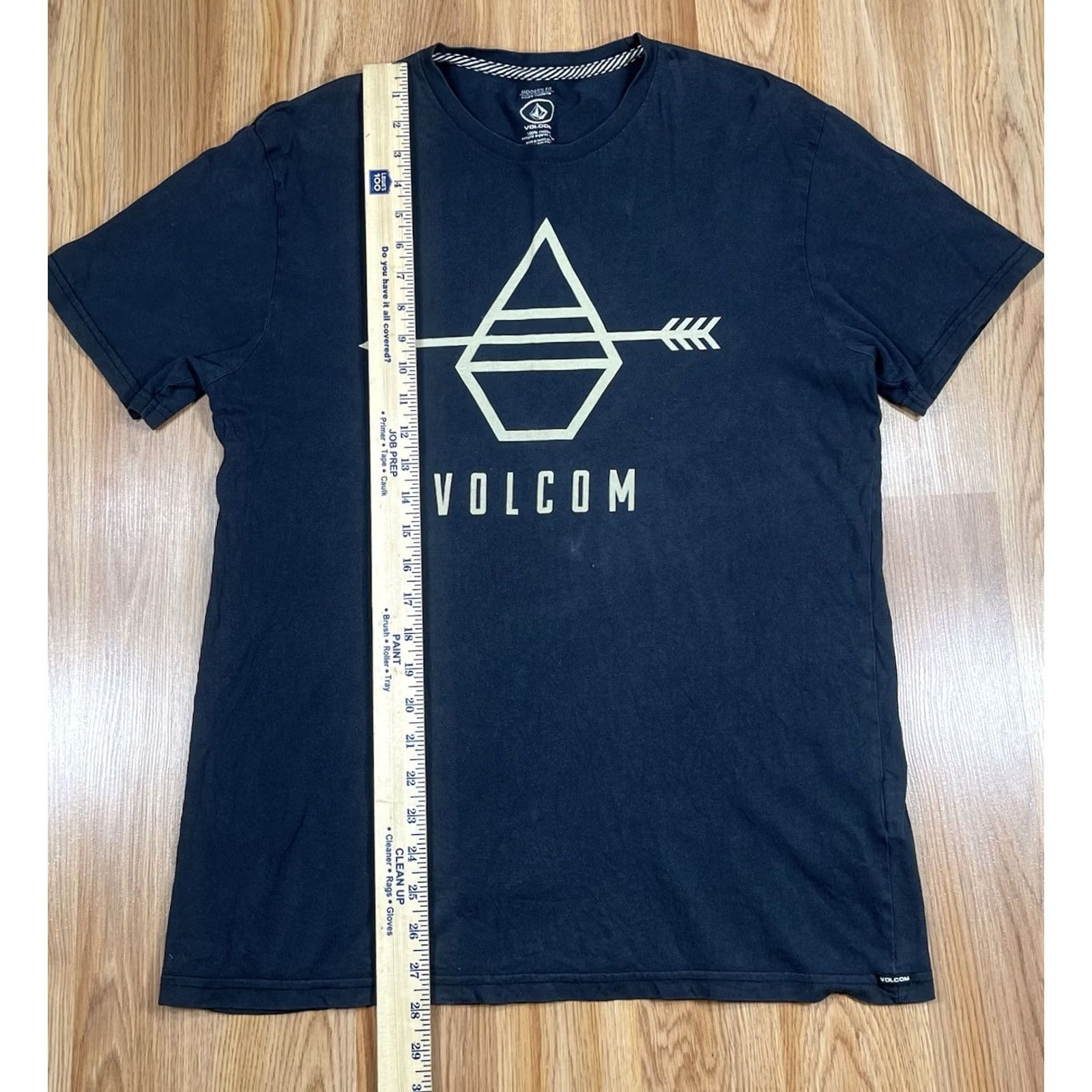 Volcom Volcom T-Shirt Adults L Black Modern Fit Short Sleeve Crew Neck Size US L / EU 52-54 / 3 - 3 Thumbnail