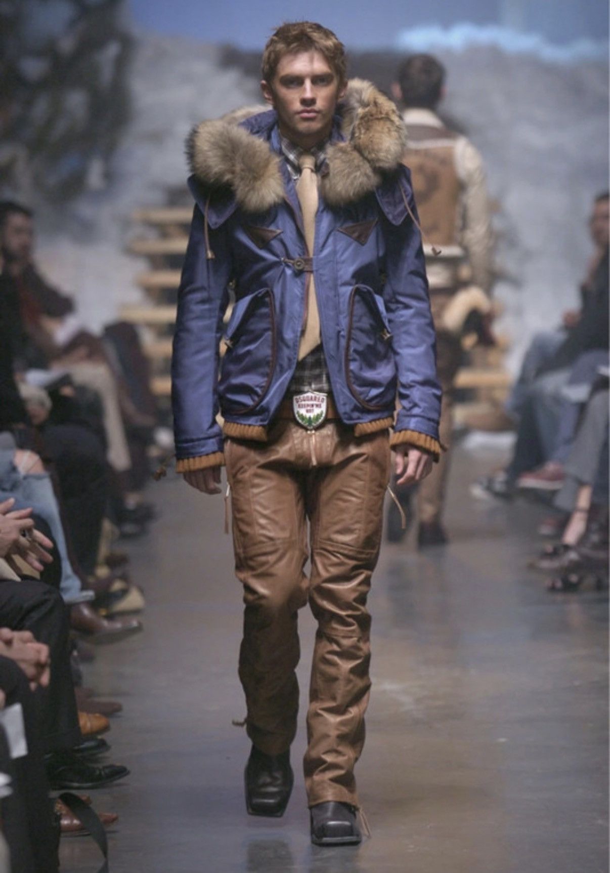 Dsquared2 Dsquared2 F/W 2004 fisher fur hood Jacket Size US L / EU 52-54 / 3 - 1 Thumbnail