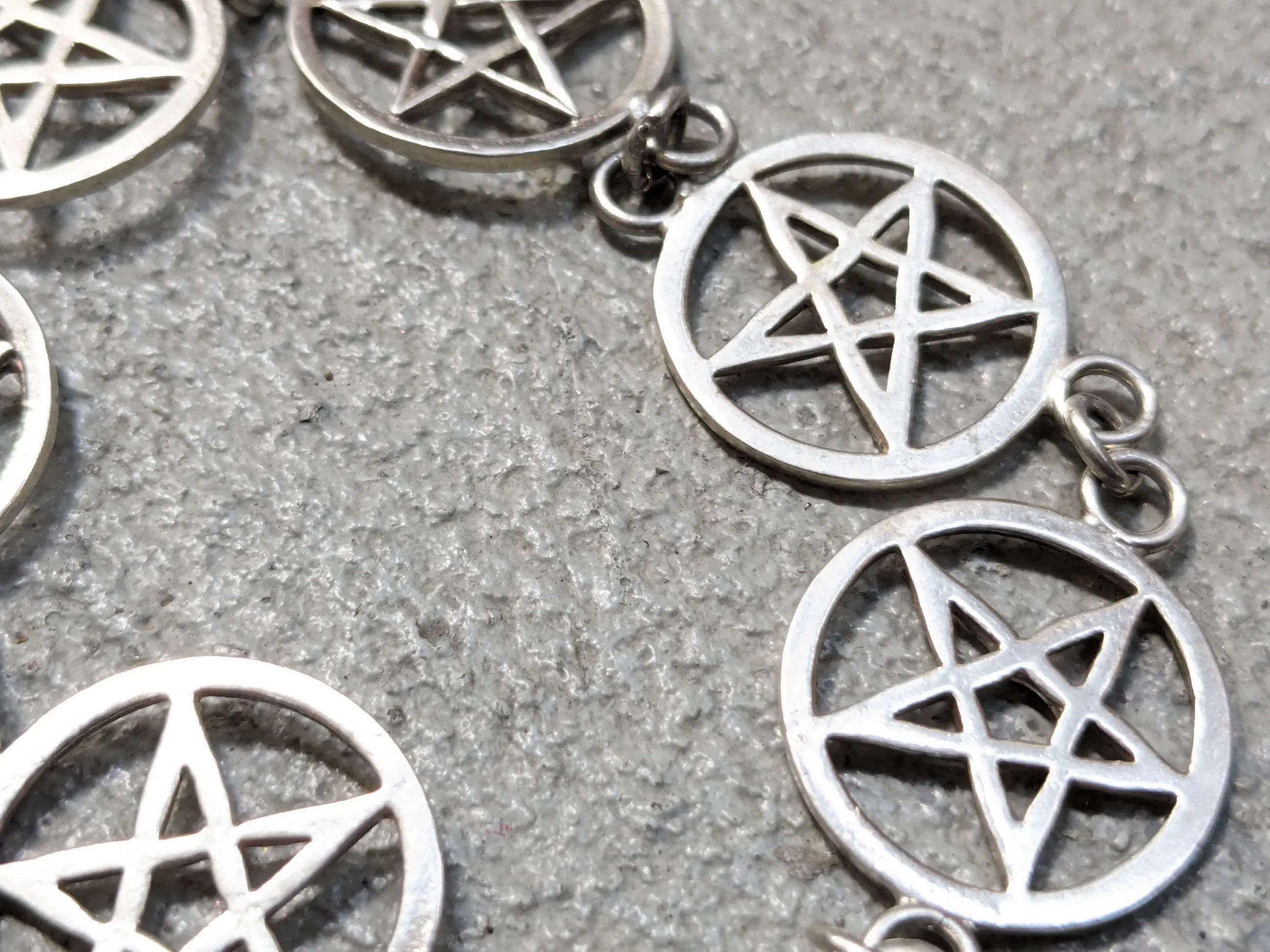 Sterling Silver × Vintage Vintage Sterling Silver Bracelet Star Pentagram Biker Punk Size ONE SIZE - 7 Thumbnail