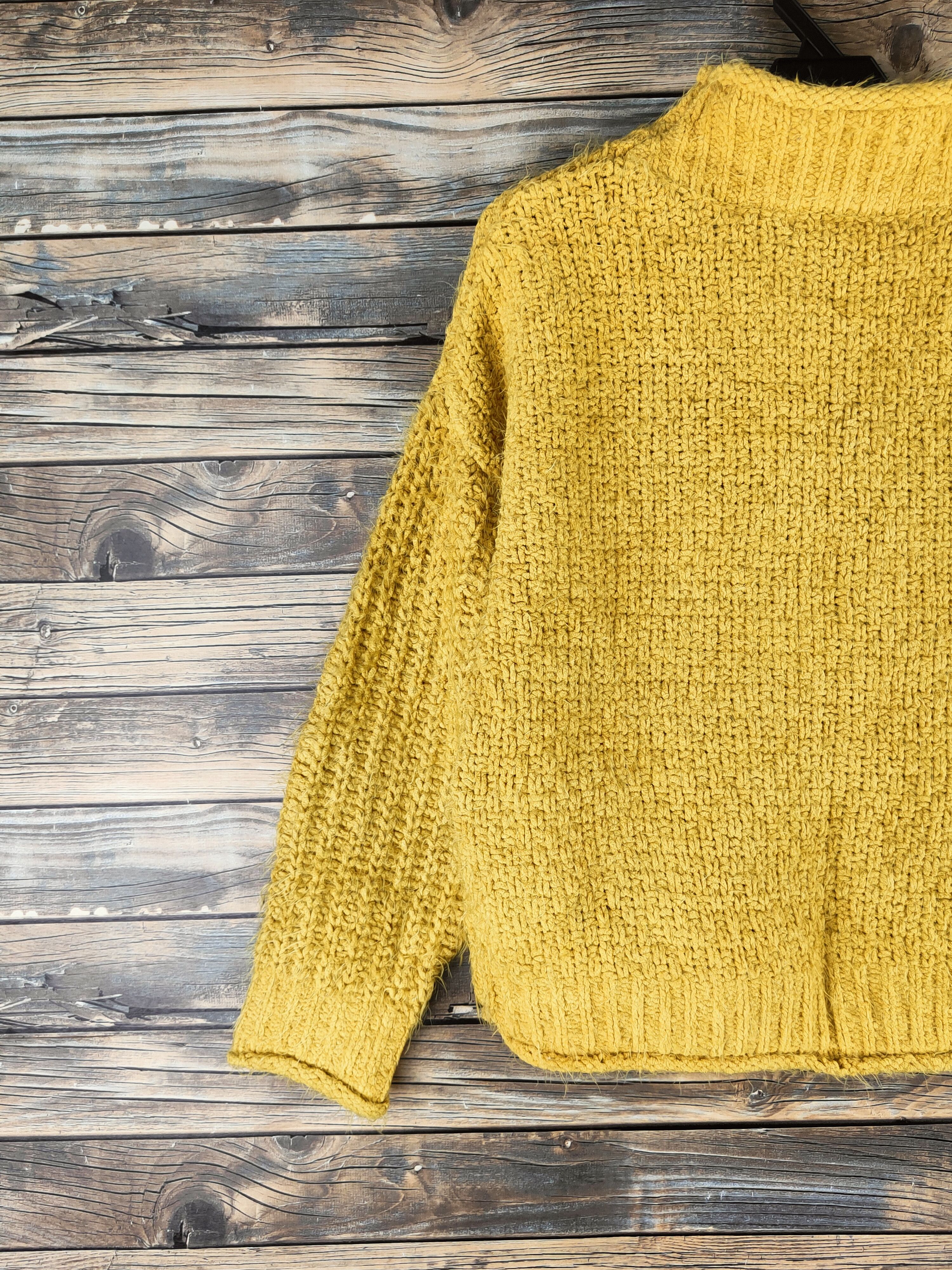 Japanese Brand DL Chez Toi Yellow Fur Mohair Knitwear #46-457 Size M / US 6-8 / IT 42-44 - 8 Thumbnail