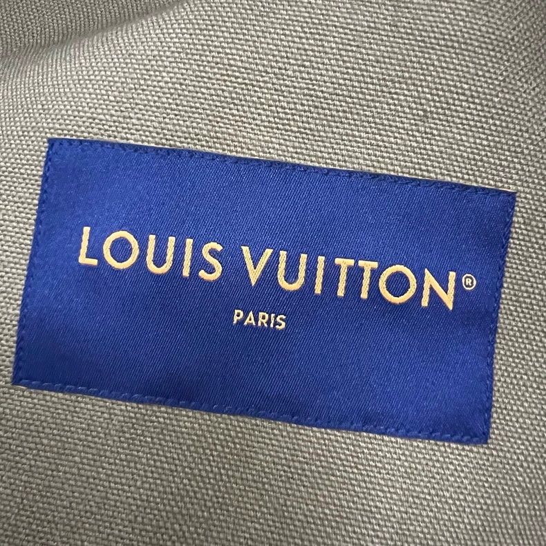 Louis Vuitton Louis Vuitton 25 Early Spring Men's Collection Brown logo Size US M / EU 48-50 / 2 - 5 Thumbnail