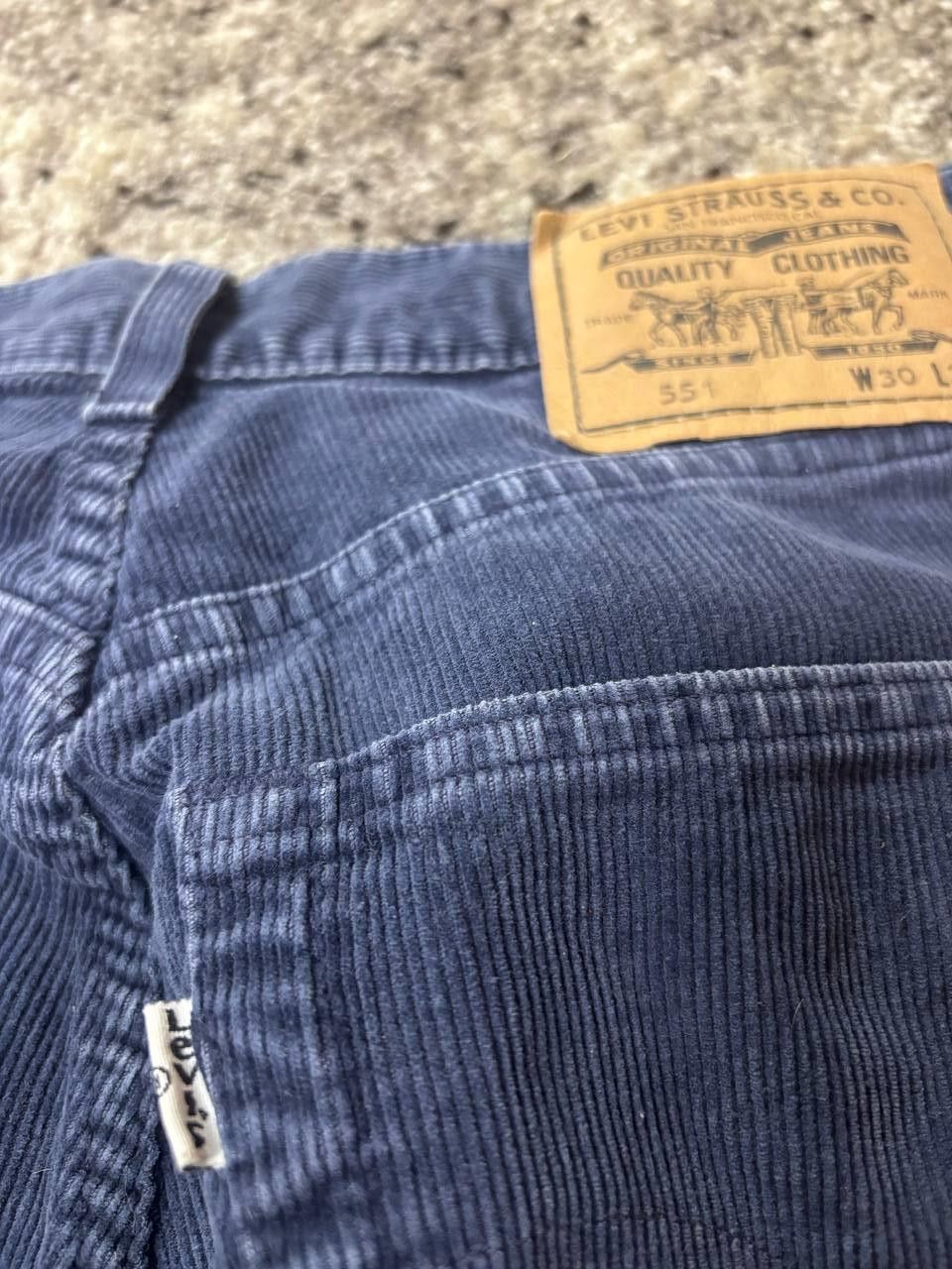 Levi's Vintage Clothing Levi’s 551 Cargo Corduroy Pants –1995–Made in Italy–Vintage Size US 30 / EU 46 - 3 Thumbnail