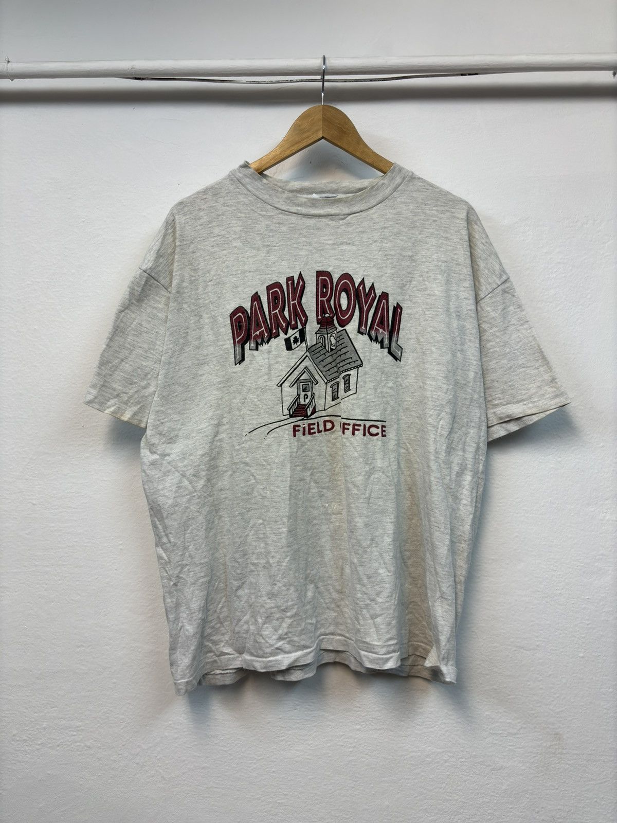 Vintage Vintage Park Royal T Shirt Nature State Park TN Sz XL Size US XL / EU 56 / 4 - 1 Thumbnail