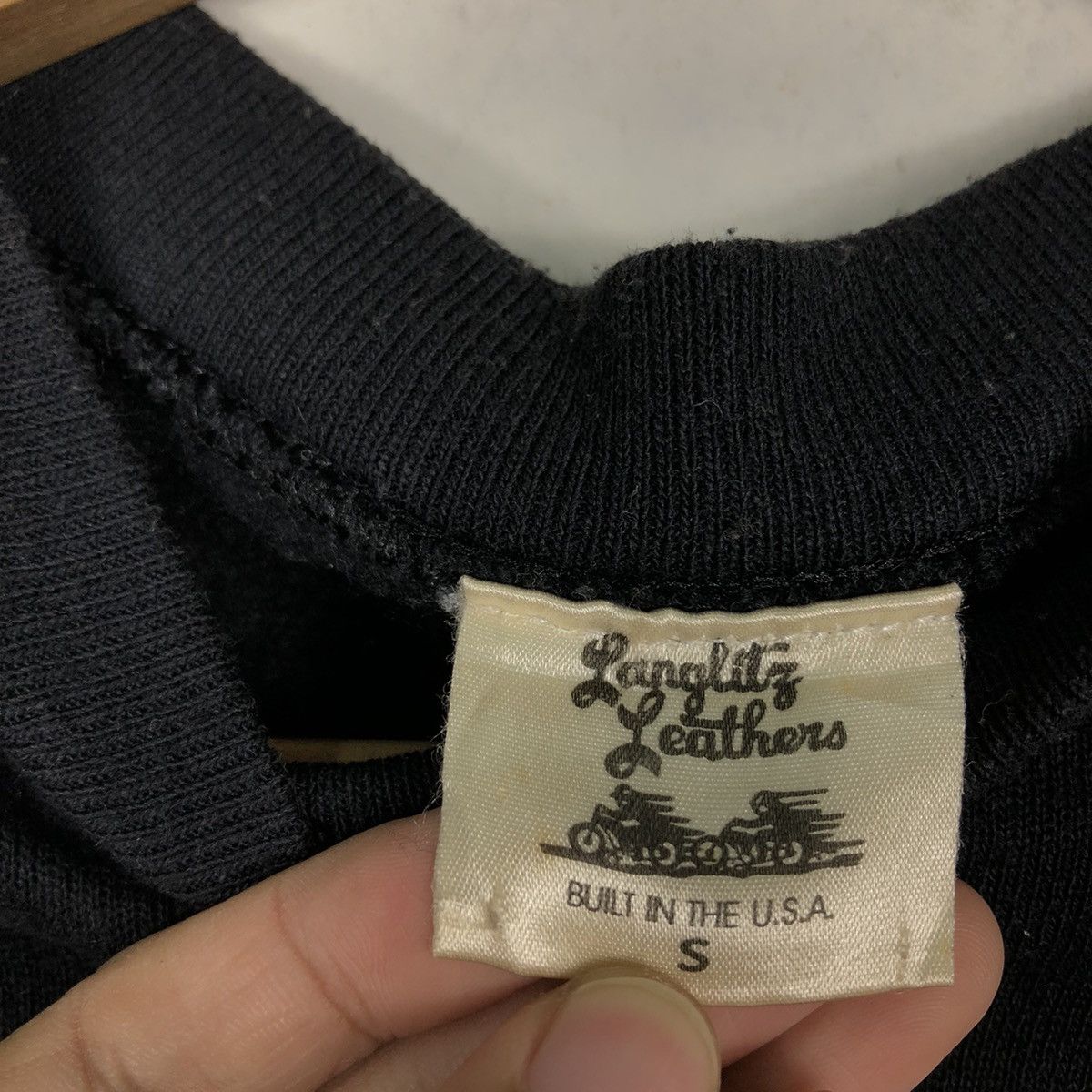 Japanese Brand Vintage Sweatshirt Langlitz Leather Usa Cafe Racer Big Logo Size US S / EU 44-46 / 1 - 10 Thumbnail