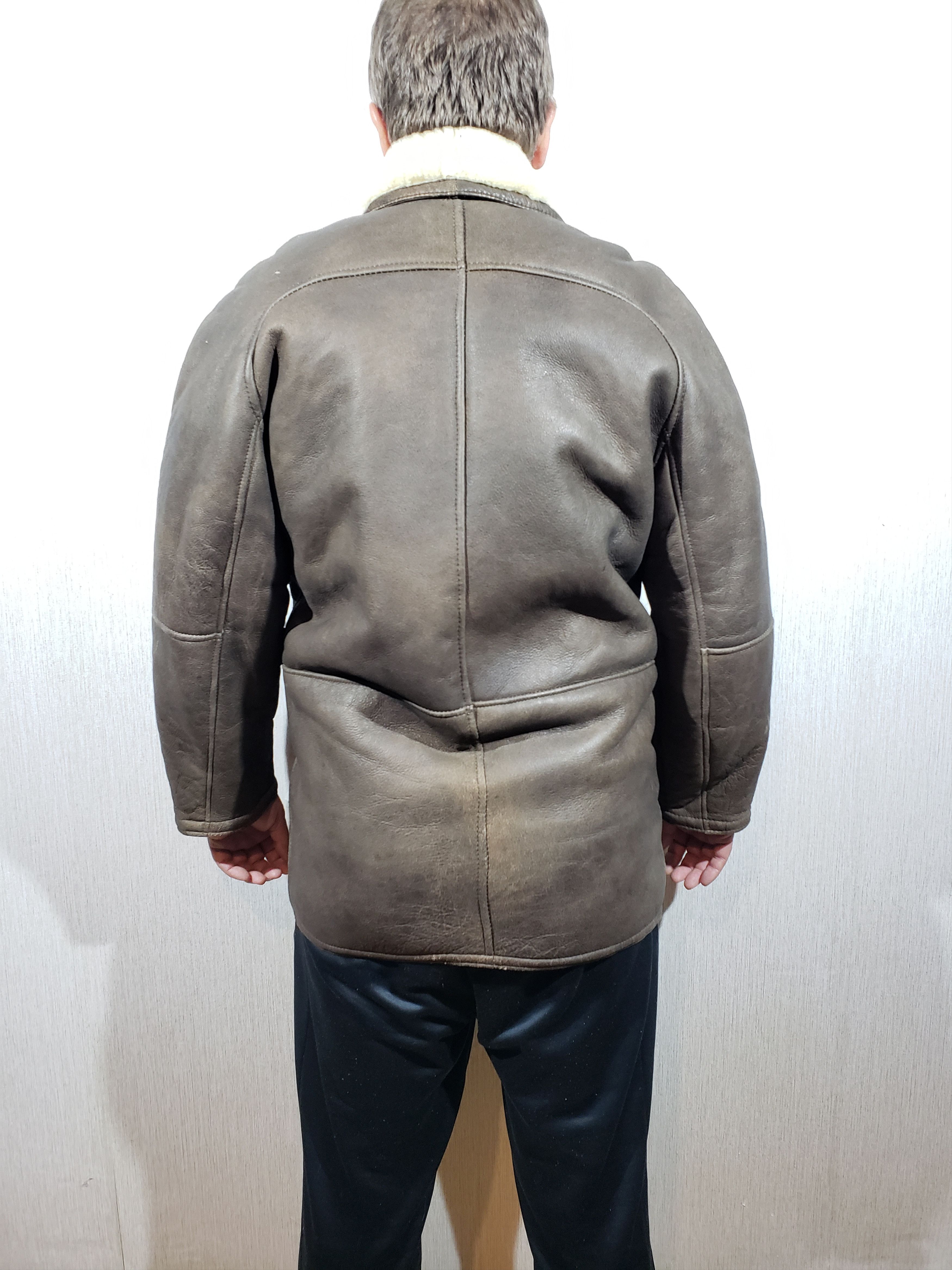 Other Brown men's sheepskin coat with buttons. Size US L / EU 52-54 / 3 - 4 Thumbnail