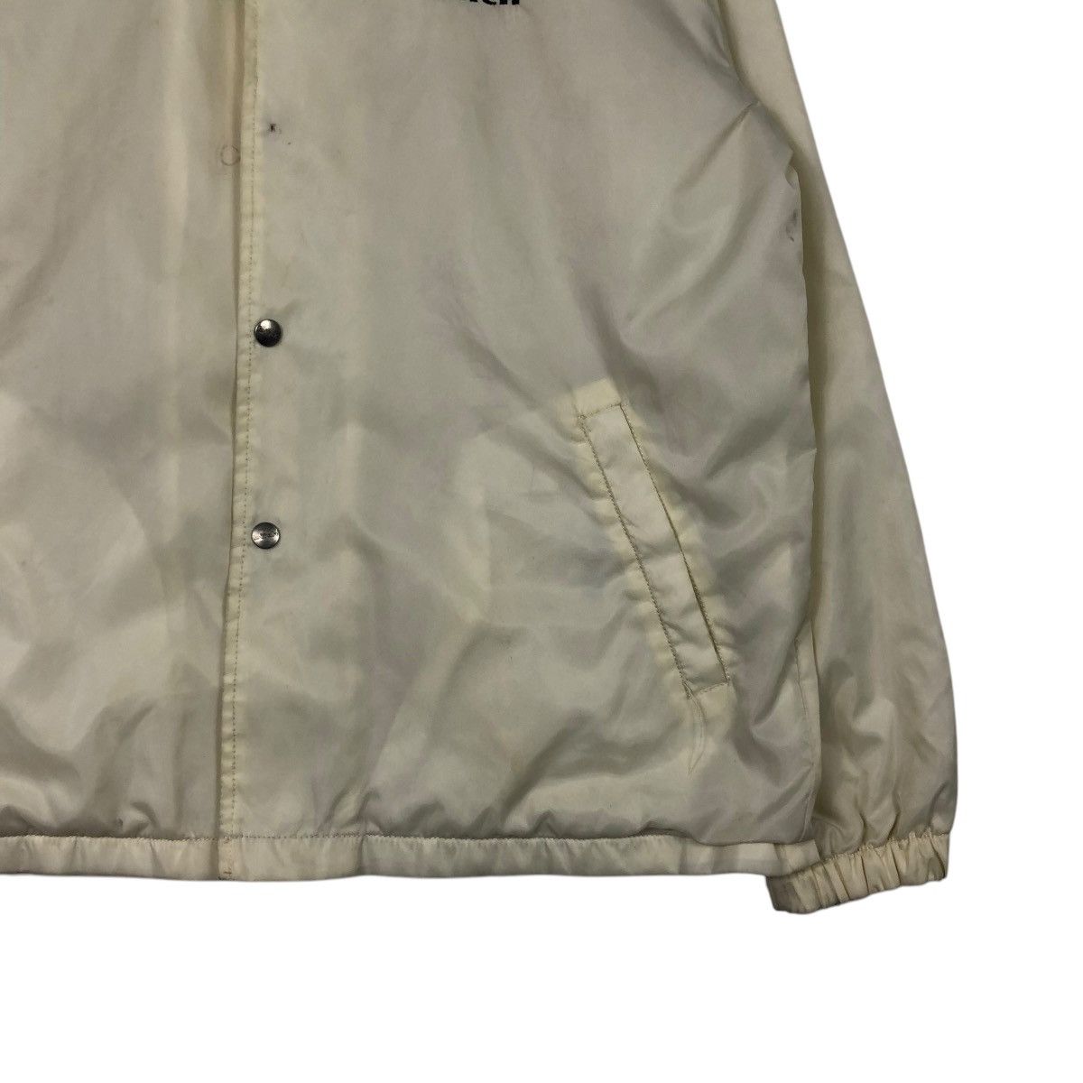 Japanese Brand 🔥VINTAGE COACH JACKET SNAP BUTTON BITCH SKATEBOARD BIG LOGO Size US L / EU 52-54 / 3 - 5 Thumbnail