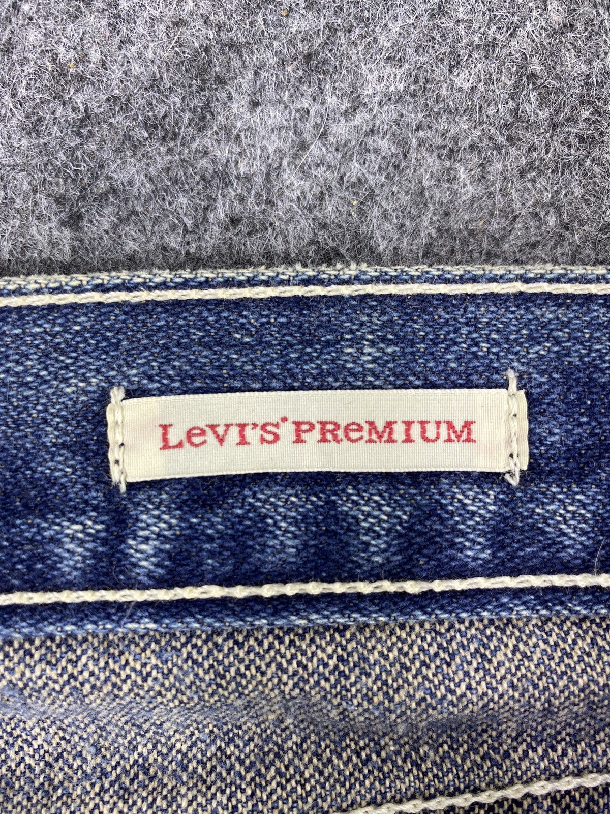 Jean × Levi's × Vintage Vintage Levis Lot 505 Distressed Blue Wash Jeans - J968 Size US 32 / EU 48 - 7 Thumbnail