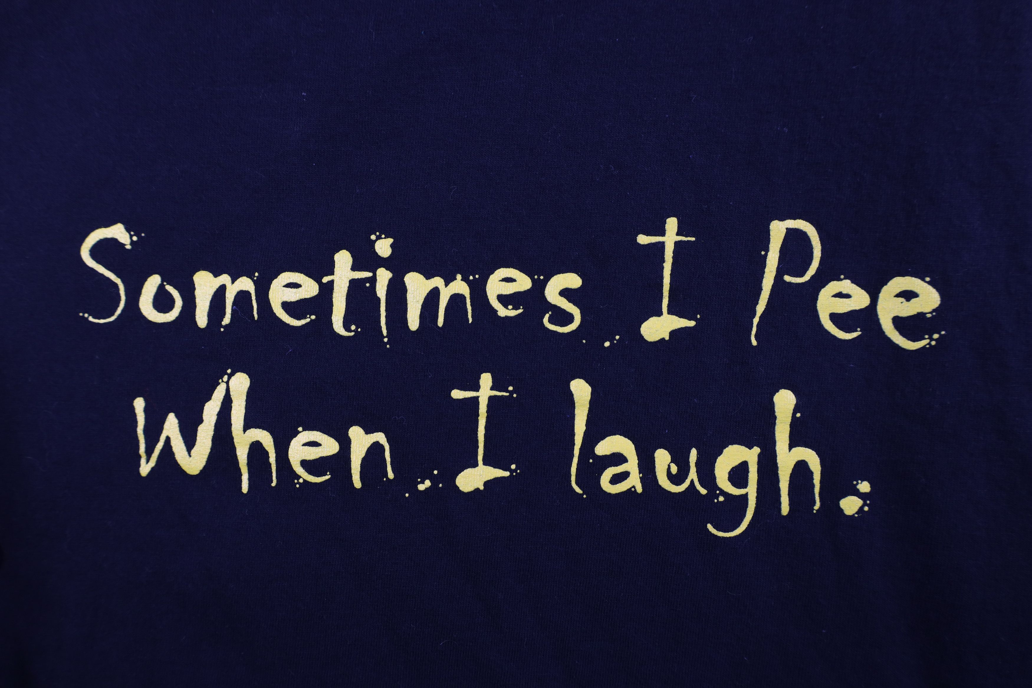 Vintage Vintage Y2K Streetwear Sometimes I Pee When I Laugh T-Shirt Size XL / US 12-14 / IT 48-50 - 4 Thumbnail