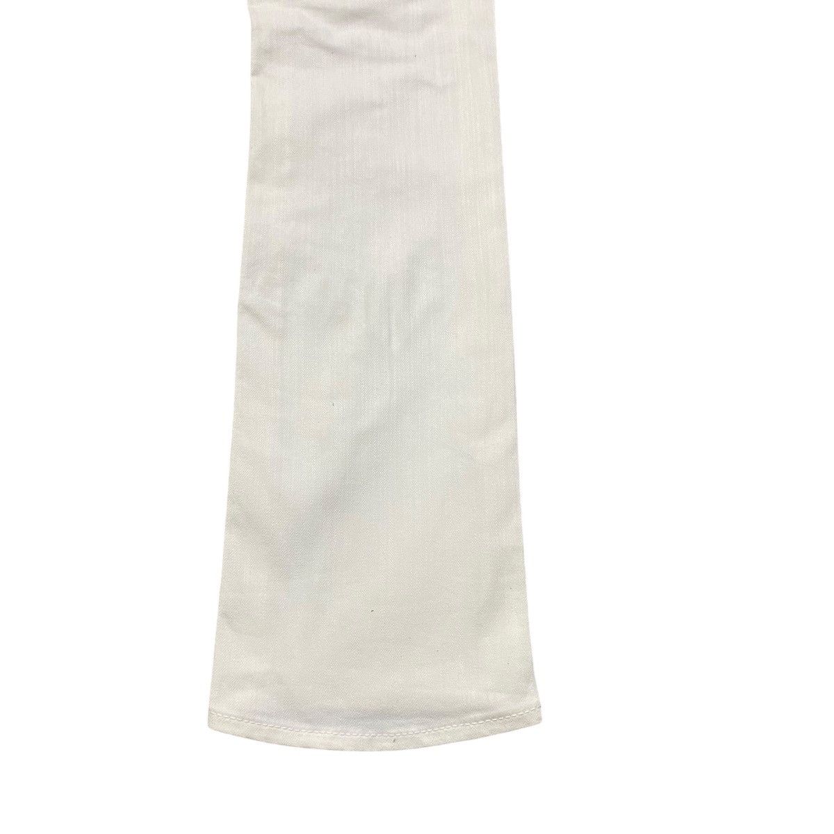 GOSTAR DE FUGA FUGA JAPAN White Denim Low Flare Jeans Size US 30 / EU 46 - 15 Thumbnail