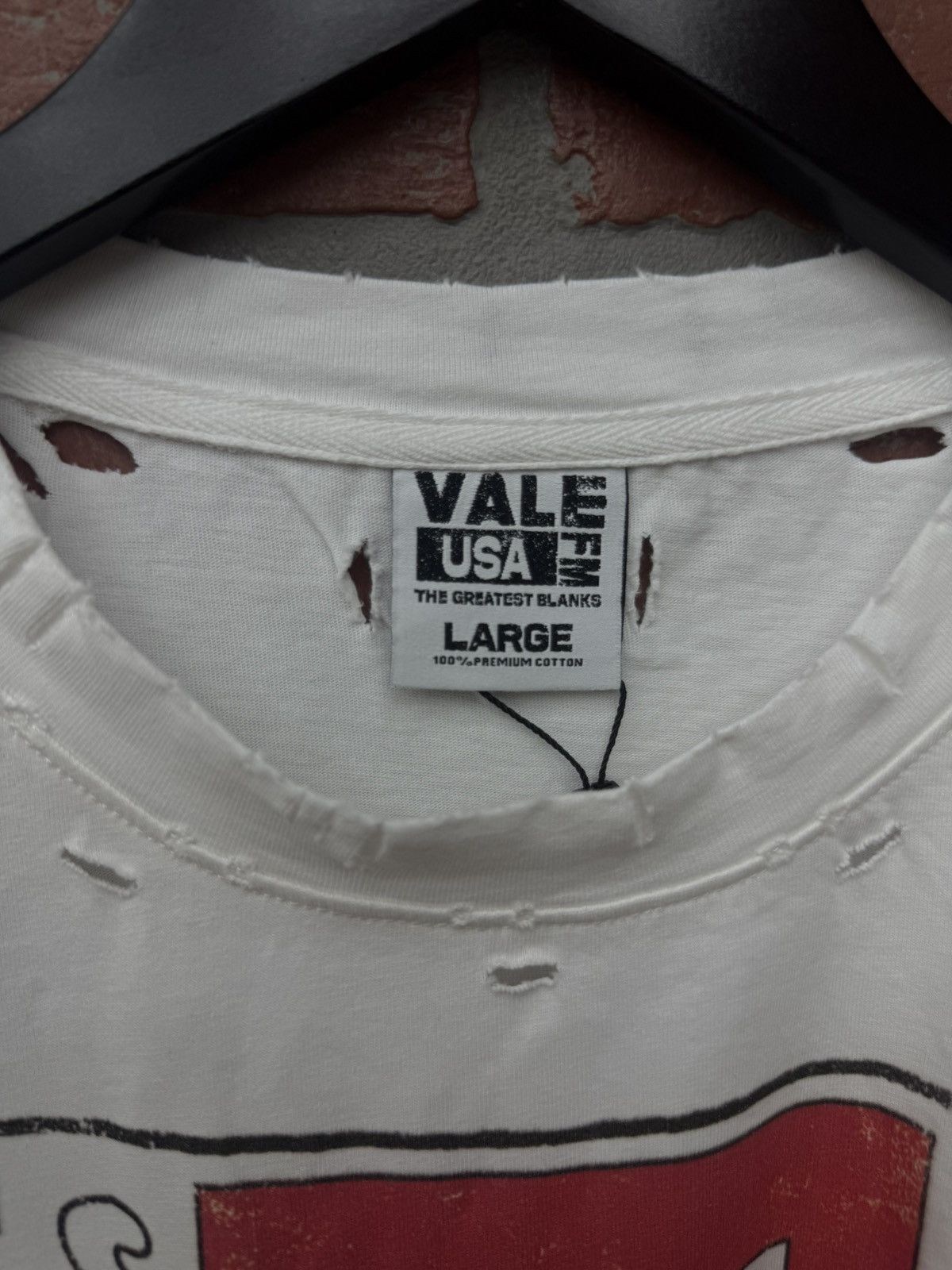 Vale Valley White Summer Tee Men’s Size L (NEW) Size US L / EU 52-54 / 3 - 7 Thumbnail