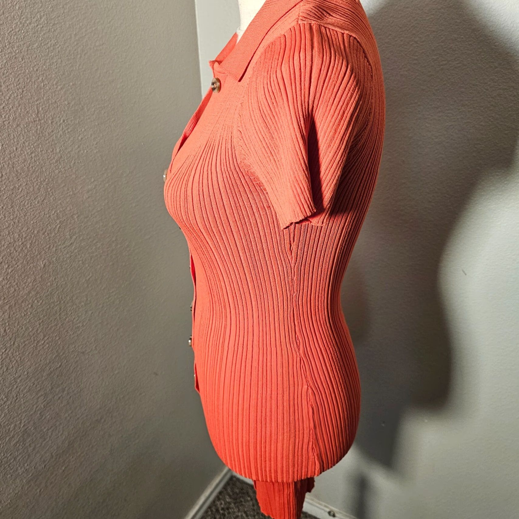 Forever 21 FOREVER 21 Dress Womens S Ribbed Knit Short Sleeve Button Neck Mini Peach Orange Dress Size 28" / US 6 / IT 42 - 2 Thumbnail