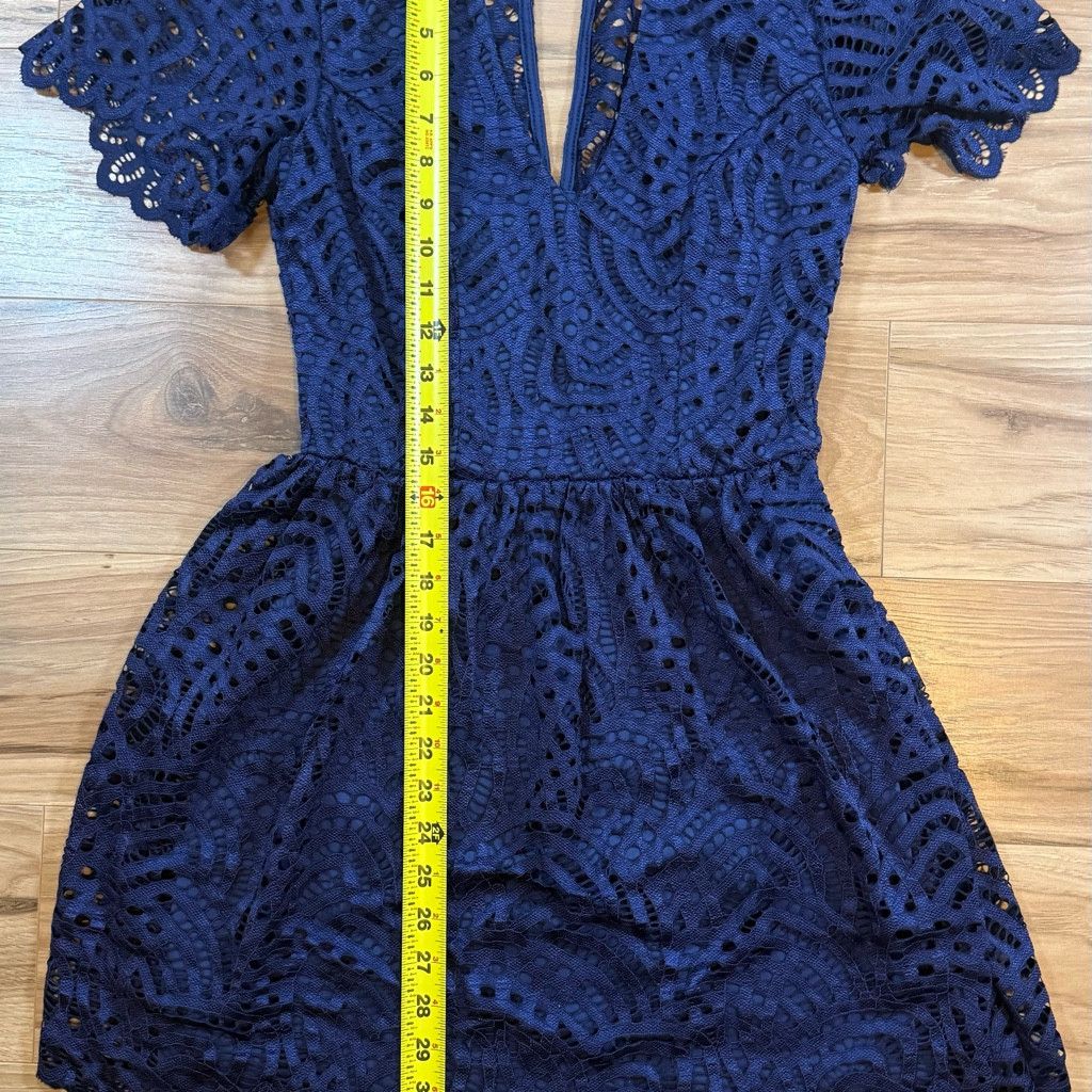 J Brand Women’s Navy Lace Dress Size 3 Size S / US 4 / IT 40 - 6 Thumbnail